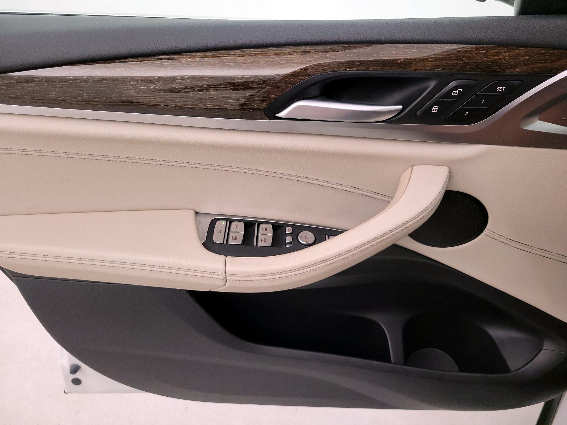 Thumbnail: 2021 BMW X3 - 12