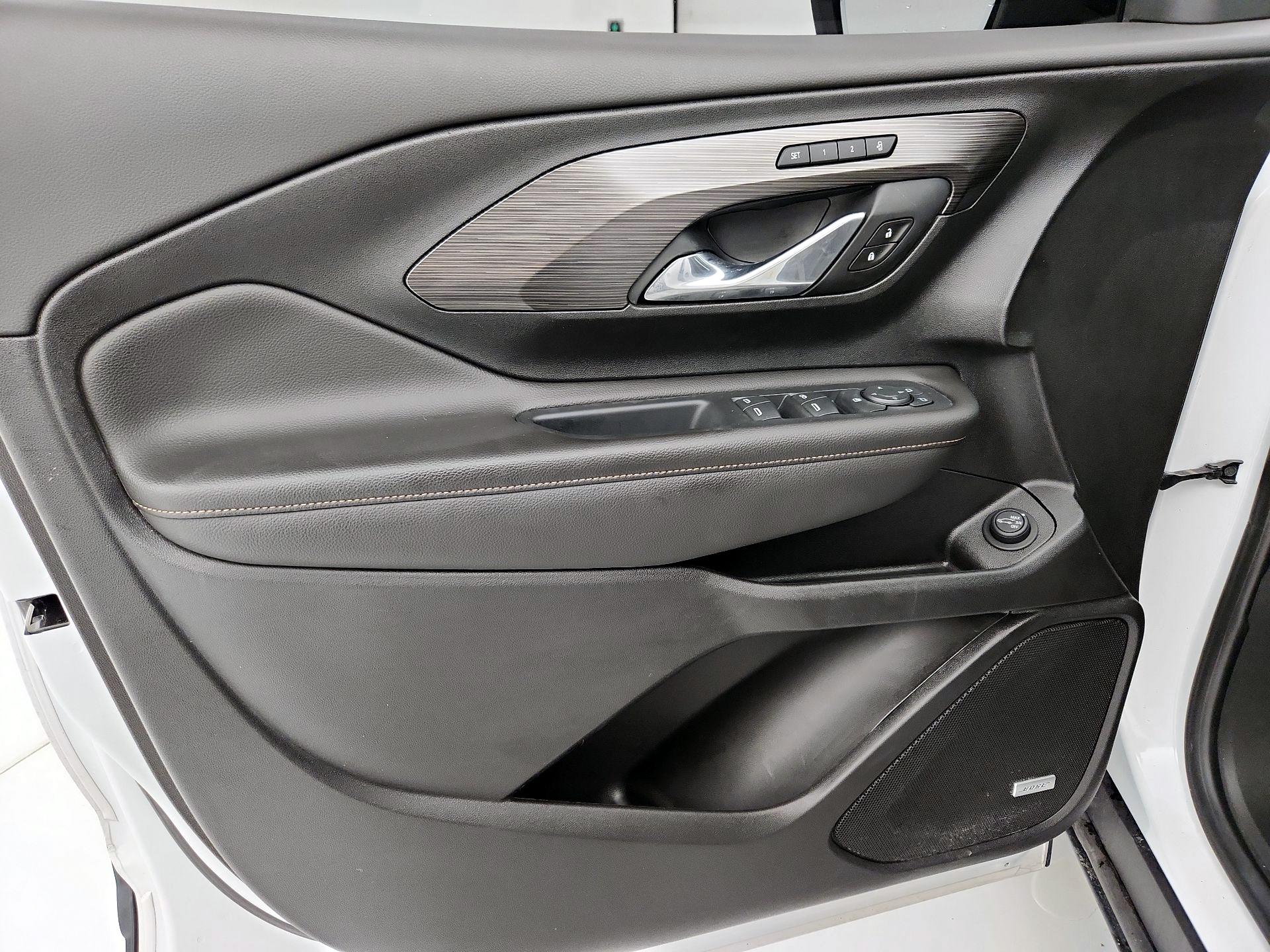 Thumbnail: 2020 GMC Terrain - 12