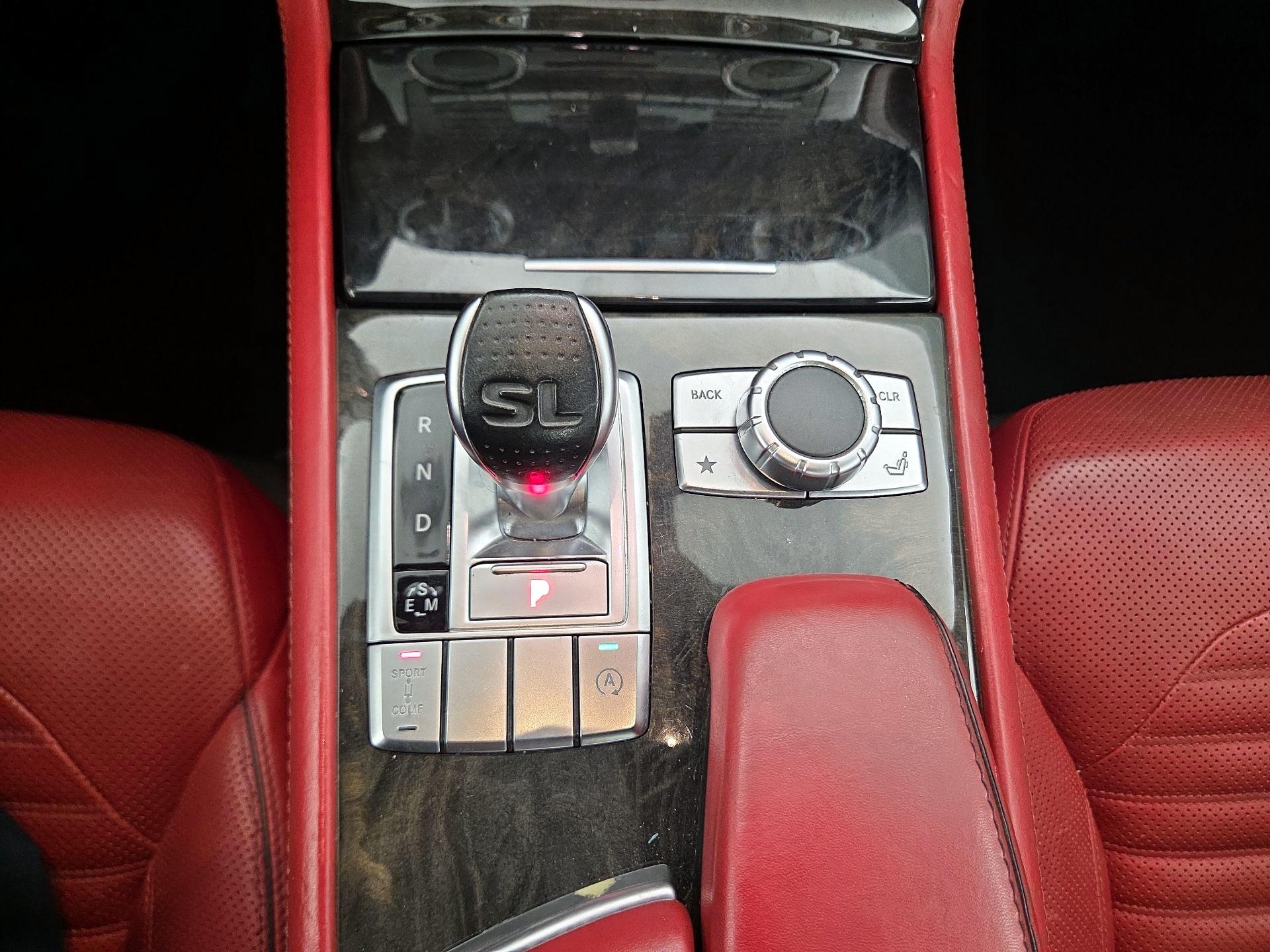 Thumbnail: 2015 Mercedes-Benz SL-Class - 18