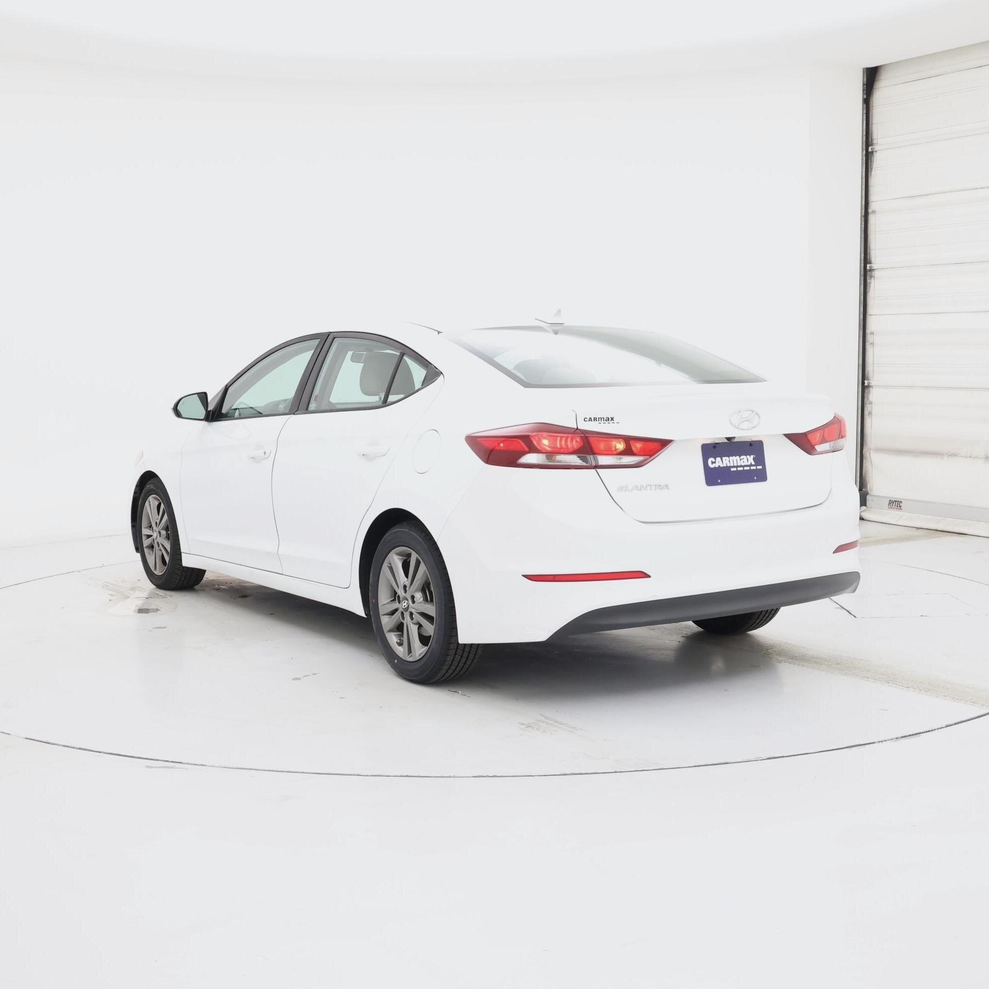 Thumbnail: 2018 Hyundai Elantra - 2