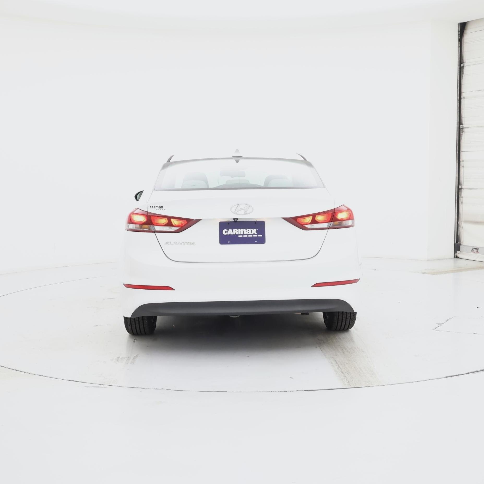 Thumbnail: 2018 Hyundai Elantra - 6