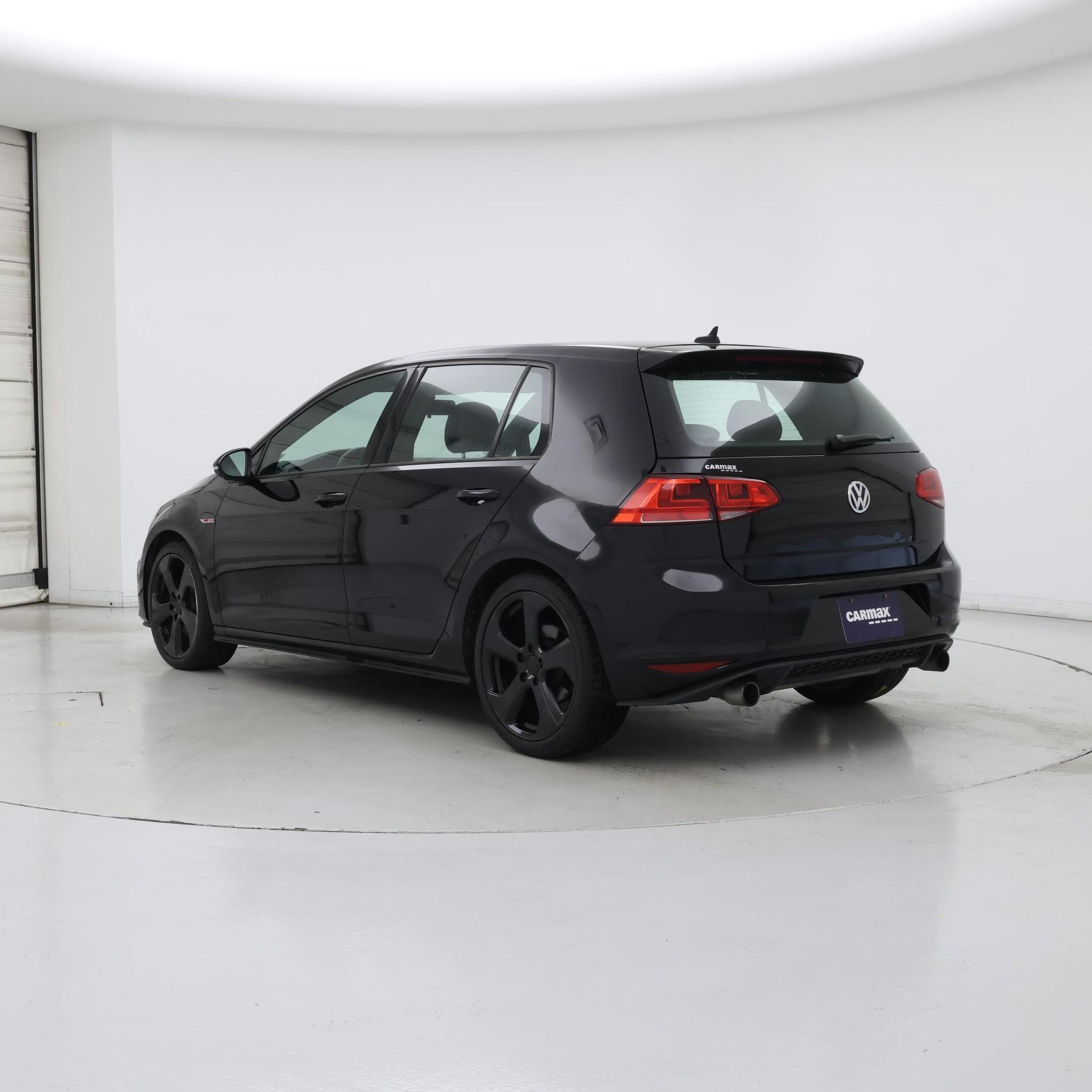 Thumbnail: 2015 Volkswagen Golf - 2