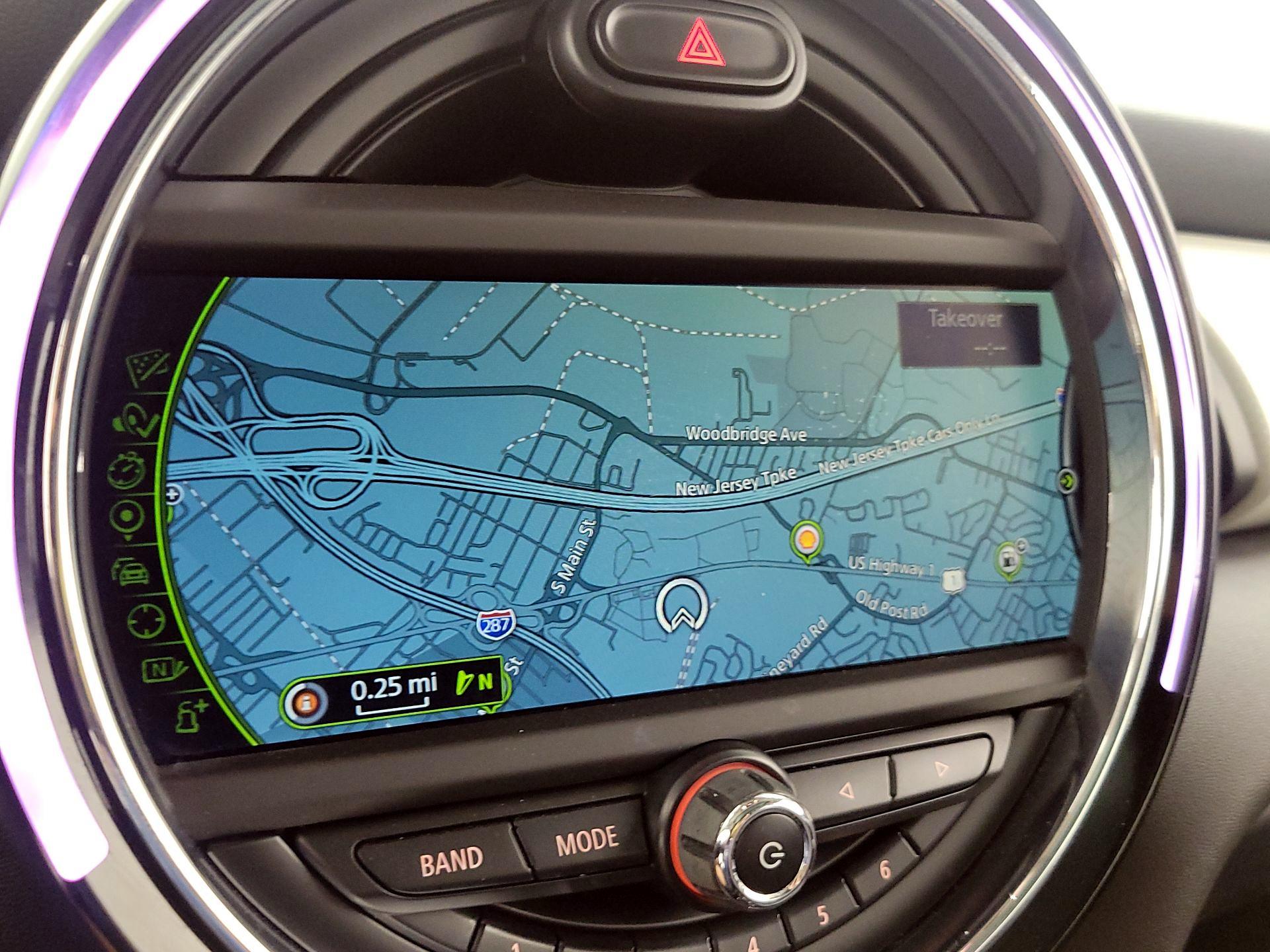 Thumbnail: 2015 MINI Cooper Hardtop - 14