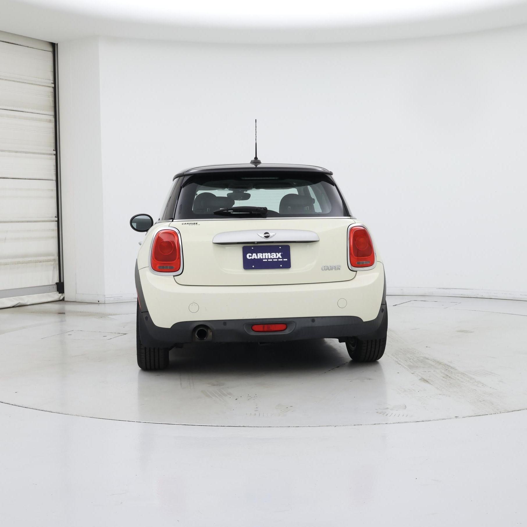 Thumbnail: 2015 MINI Cooper Hardtop - 6