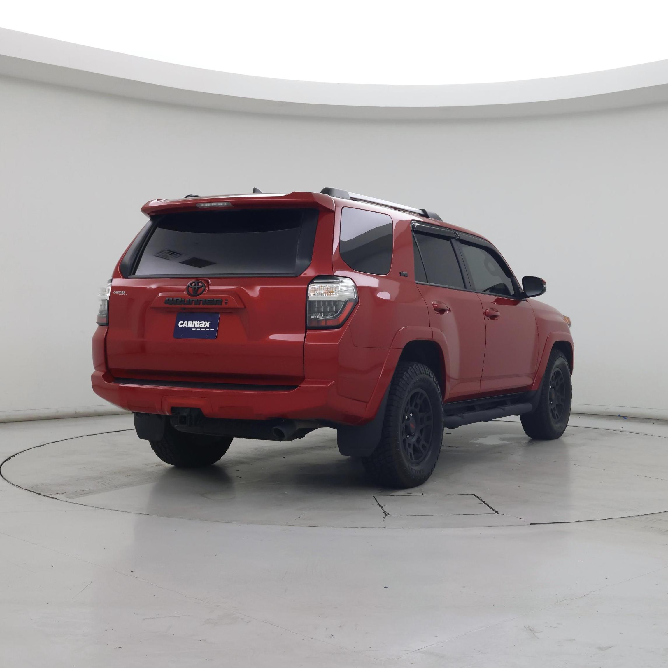 Thumbnail: 2024 Toyota 4Runner - 8
