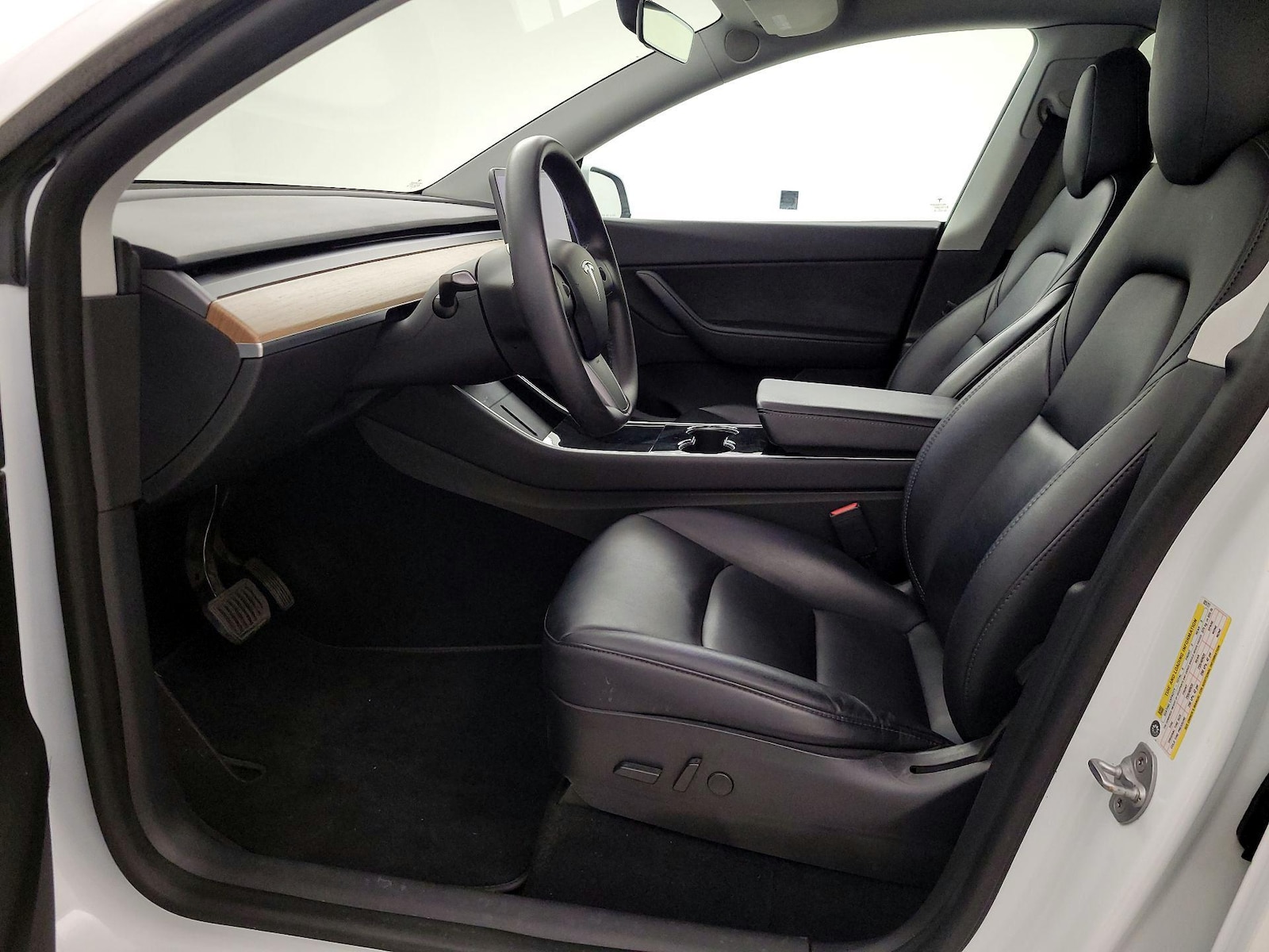 2020 Tesla Model Y Long Range - Photo 12