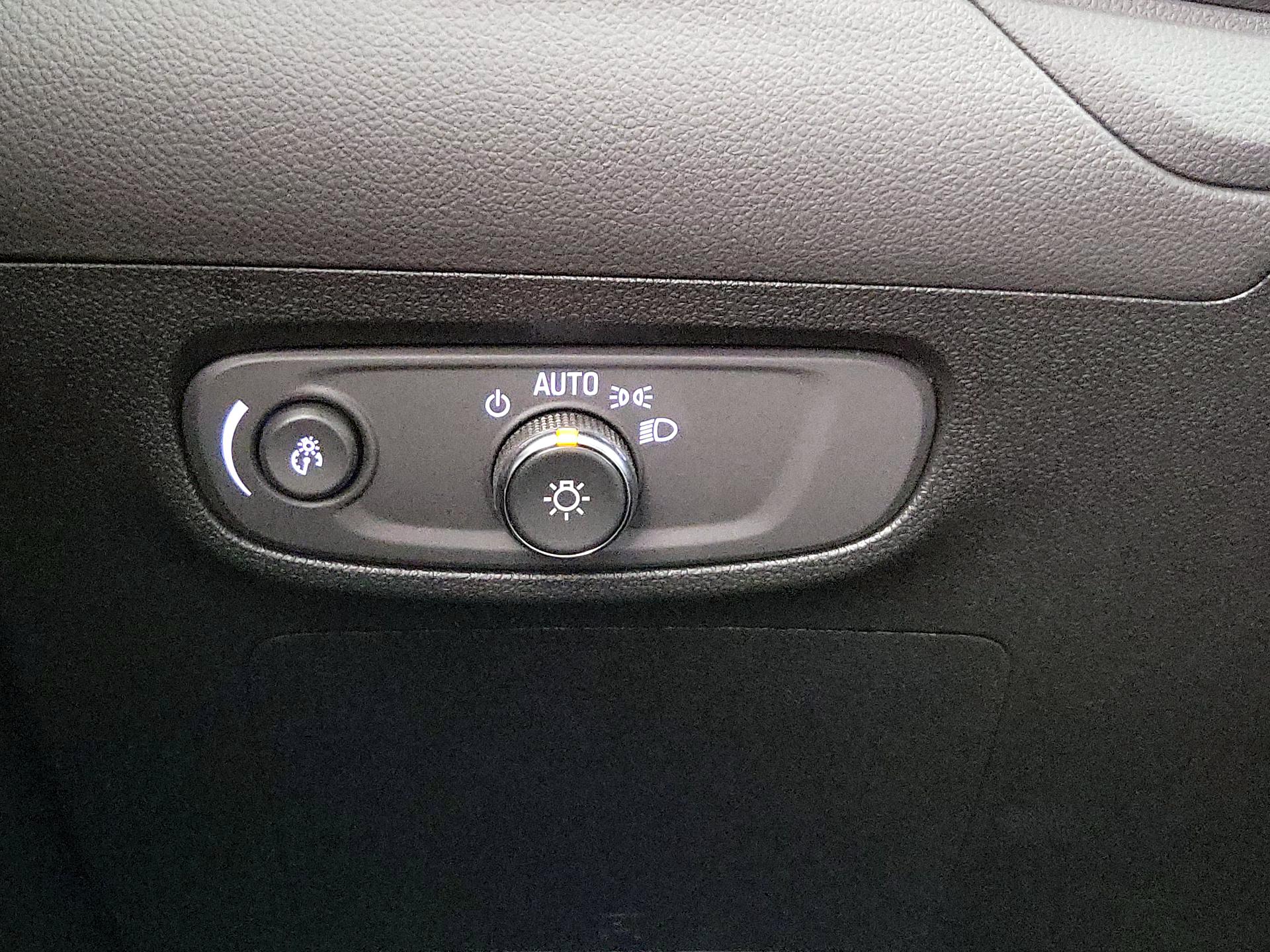 Thumbnail: 2025 Buick Encore GX - 13