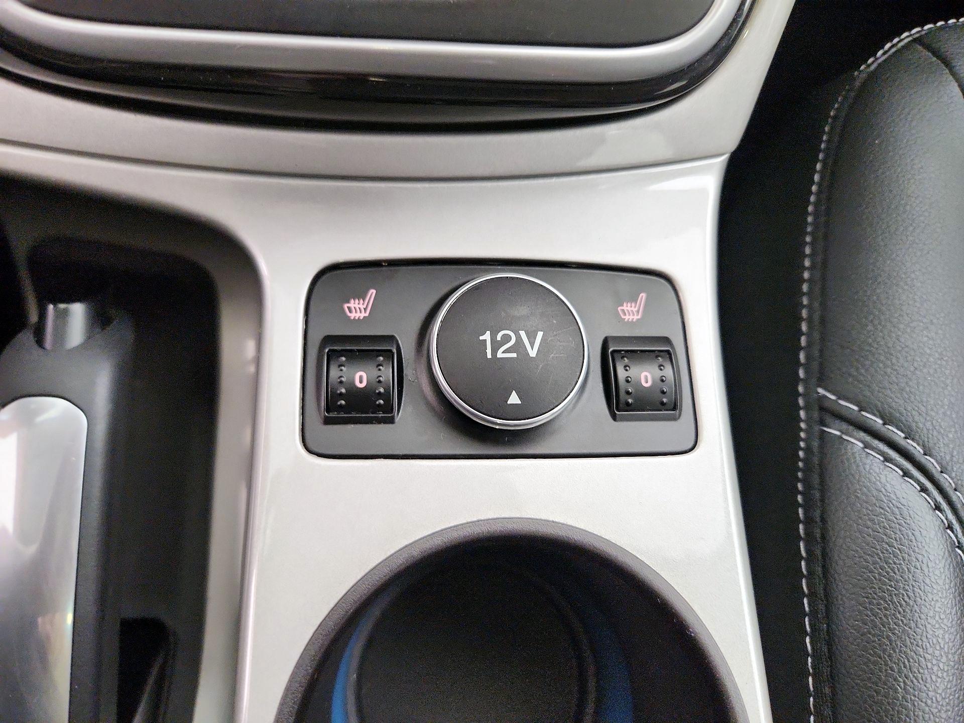 Thumbnail: 2016 Ford C-Max - 19