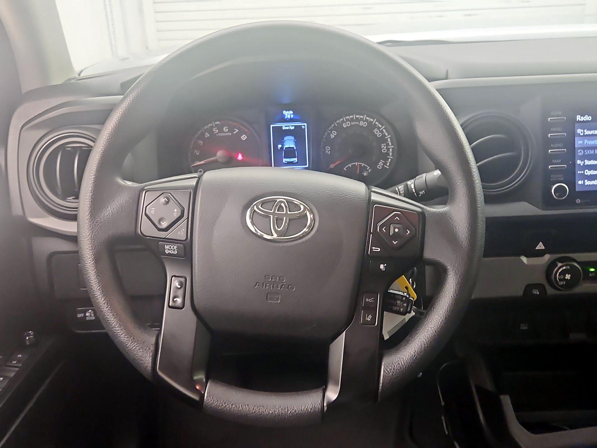 Thumbnail: 2022 Toyota Tacoma - 10