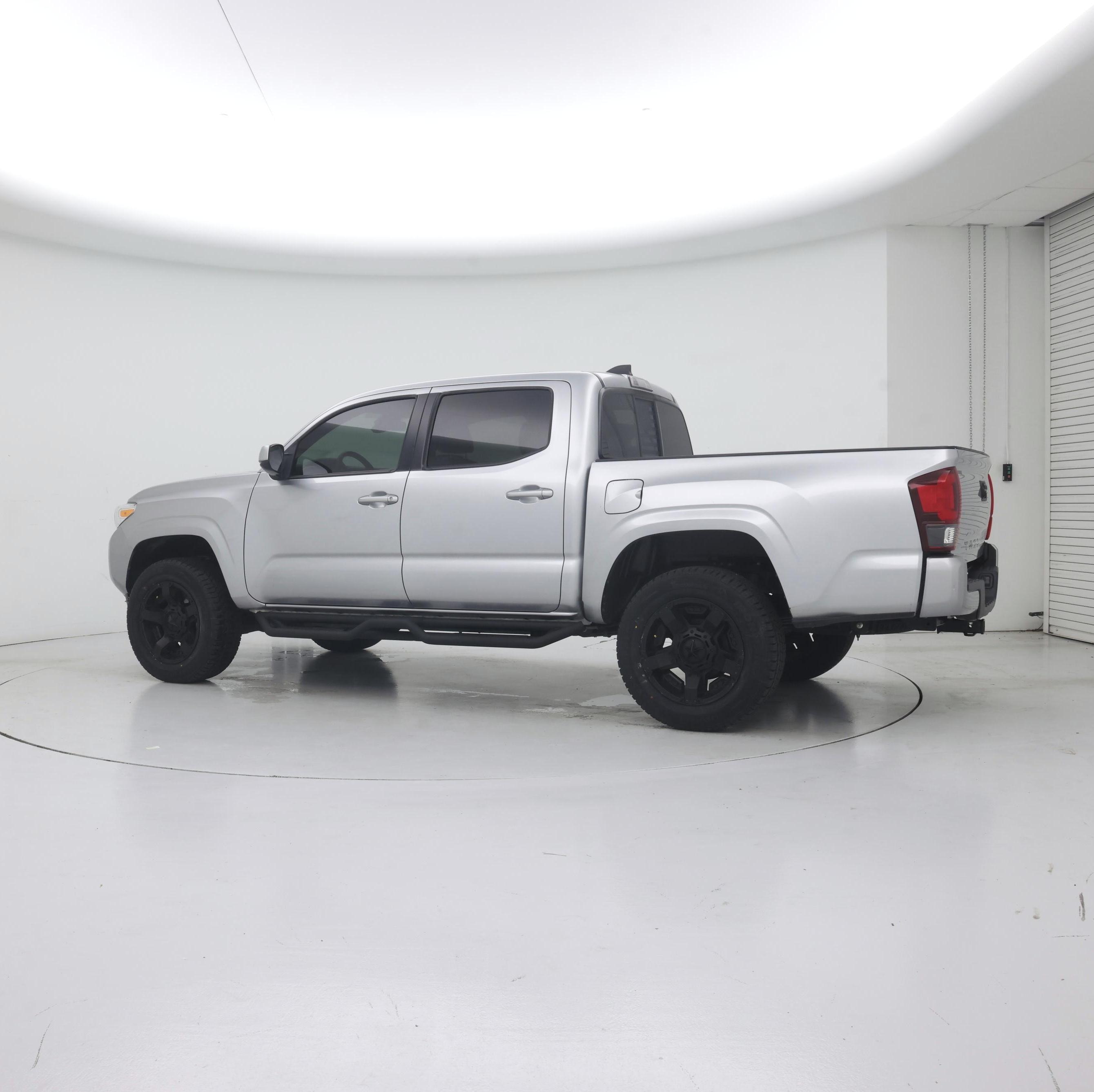 Thumbnail: 2022 Toyota Tacoma - 4