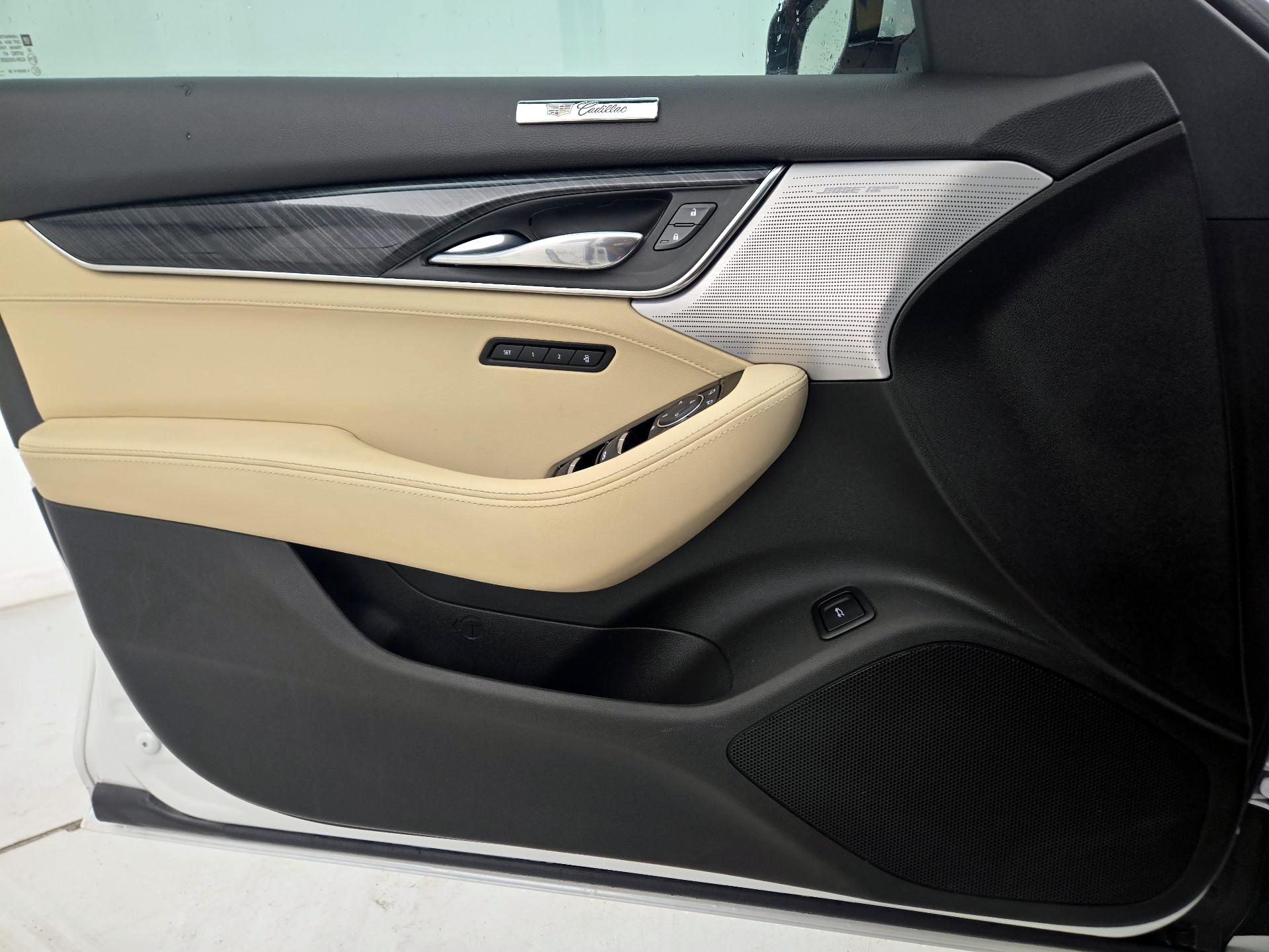 Thumbnail: 2023 Cadillac CT5 - 12