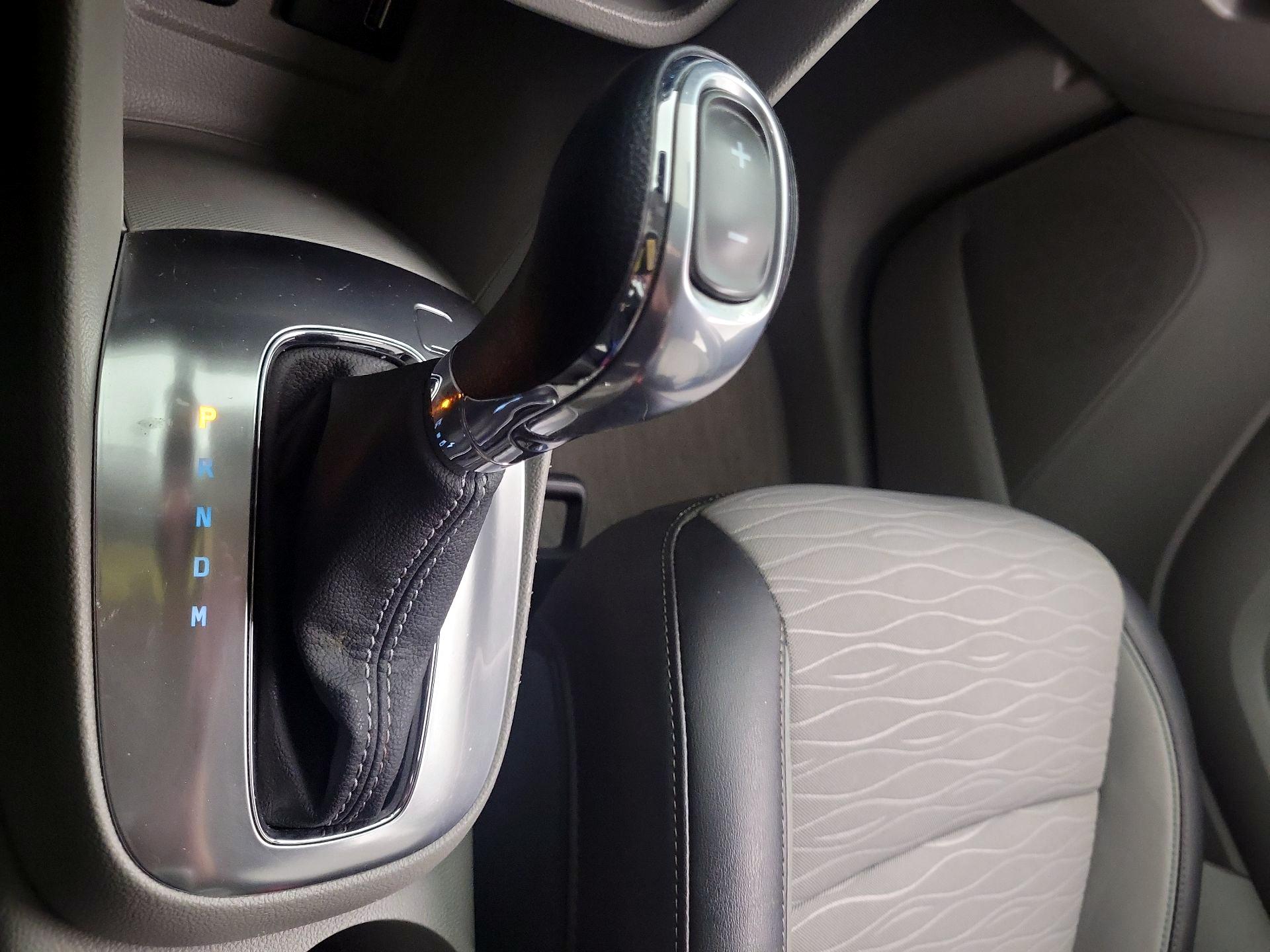 Thumbnail: 2015 Buick Encore - 17
