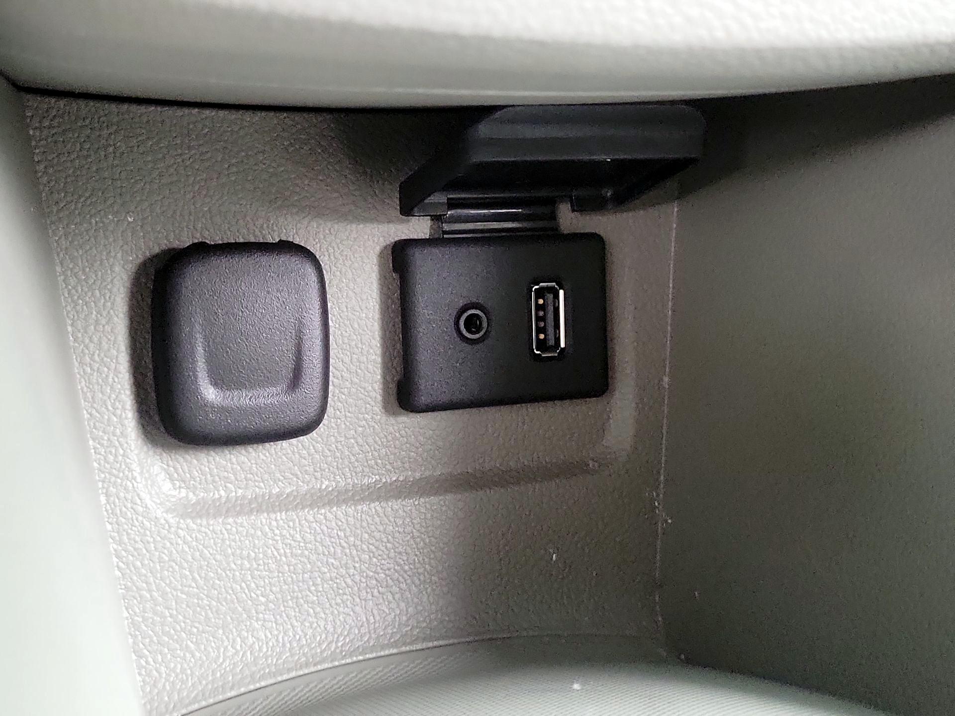 Thumbnail: 2015 Buick Encore - 18