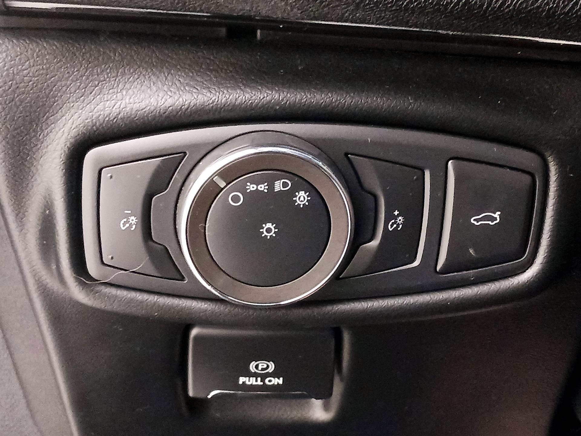 Thumbnail: 2020 Lincoln MKZ - 13