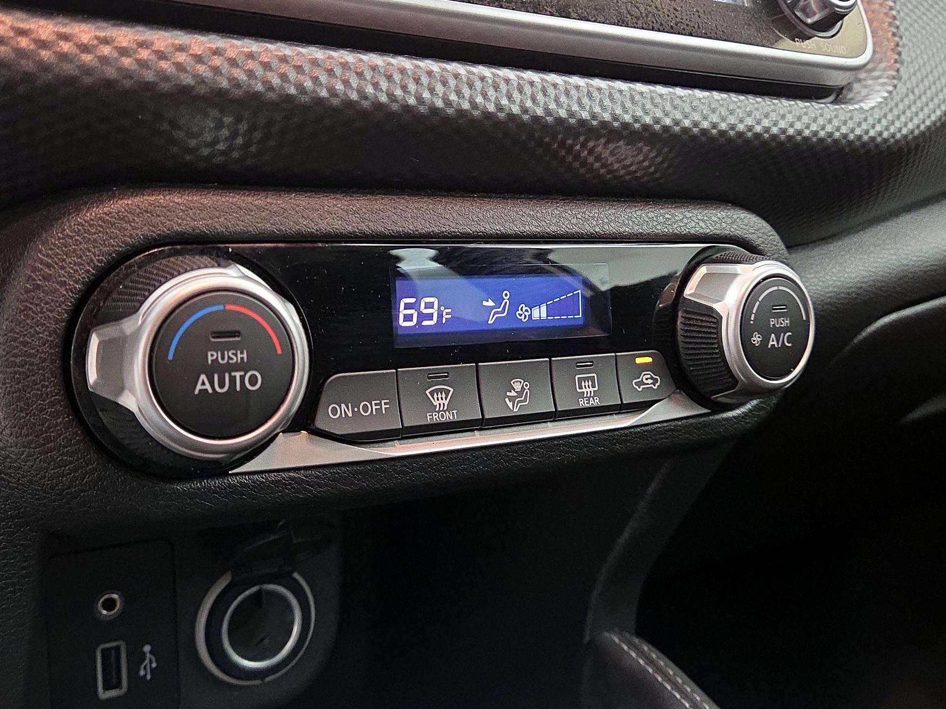 Thumbnail: 2019 Nissan Kicks - 15