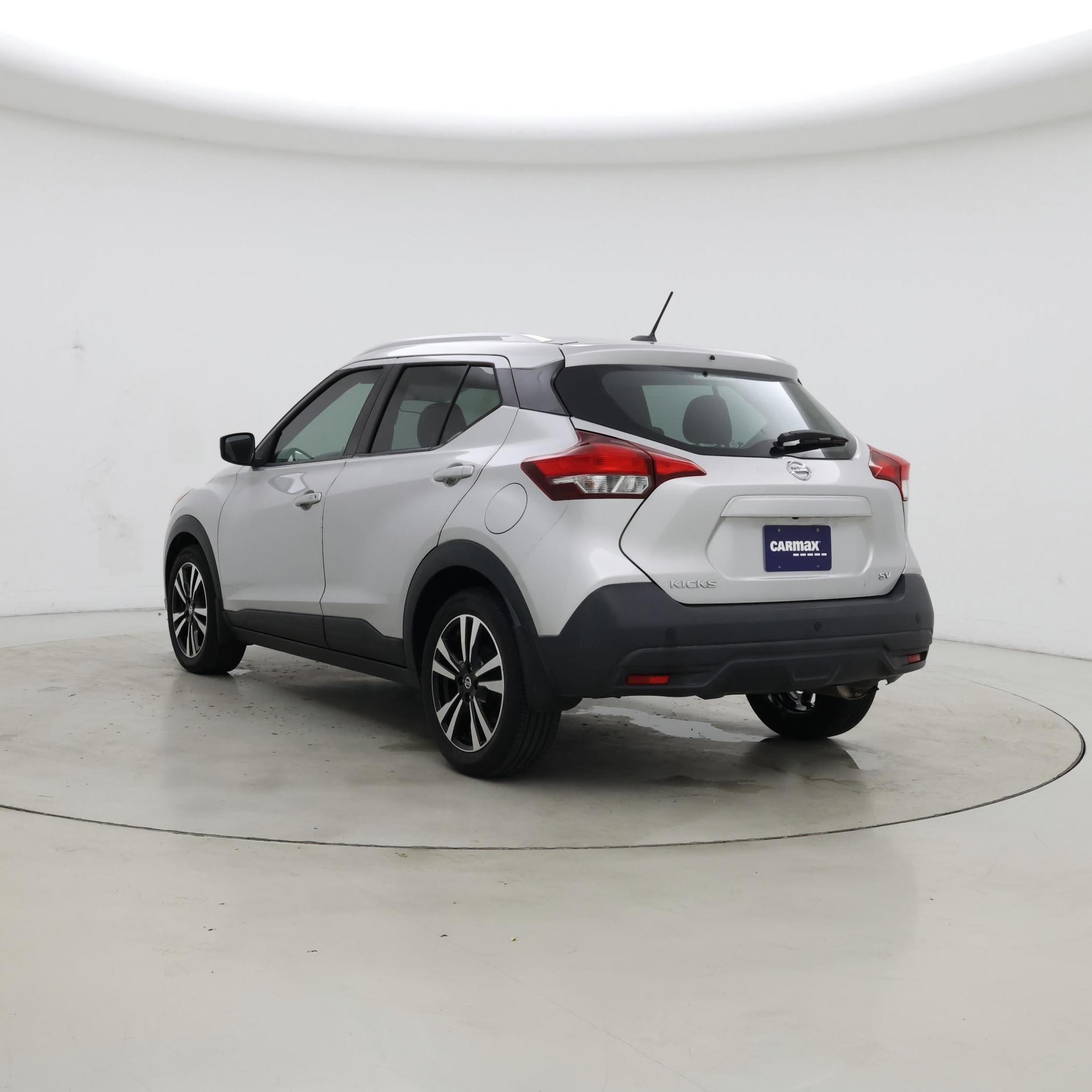 Thumbnail: 2019 Nissan Kicks - 2