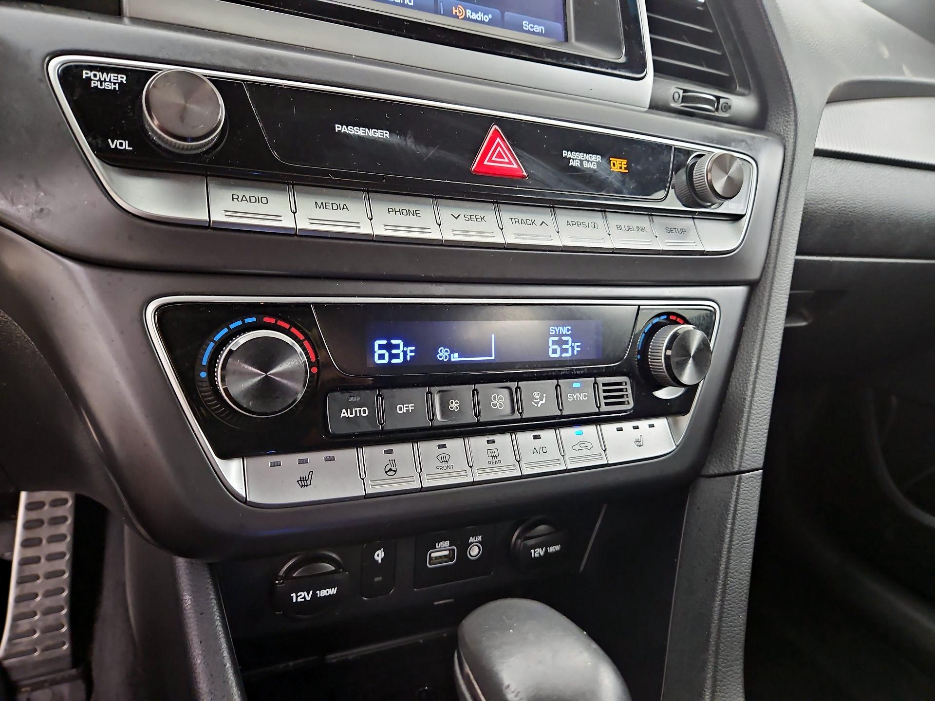 Thumbnail: 2019 Hyundai Sonata - 16