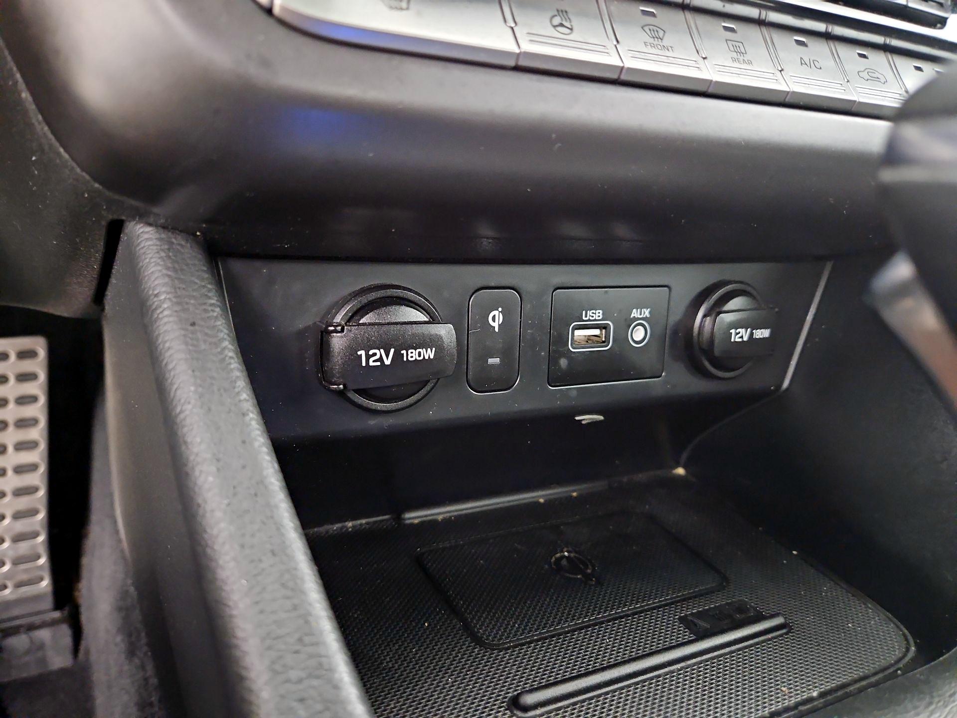 Thumbnail: 2019 Hyundai Sonata - 18