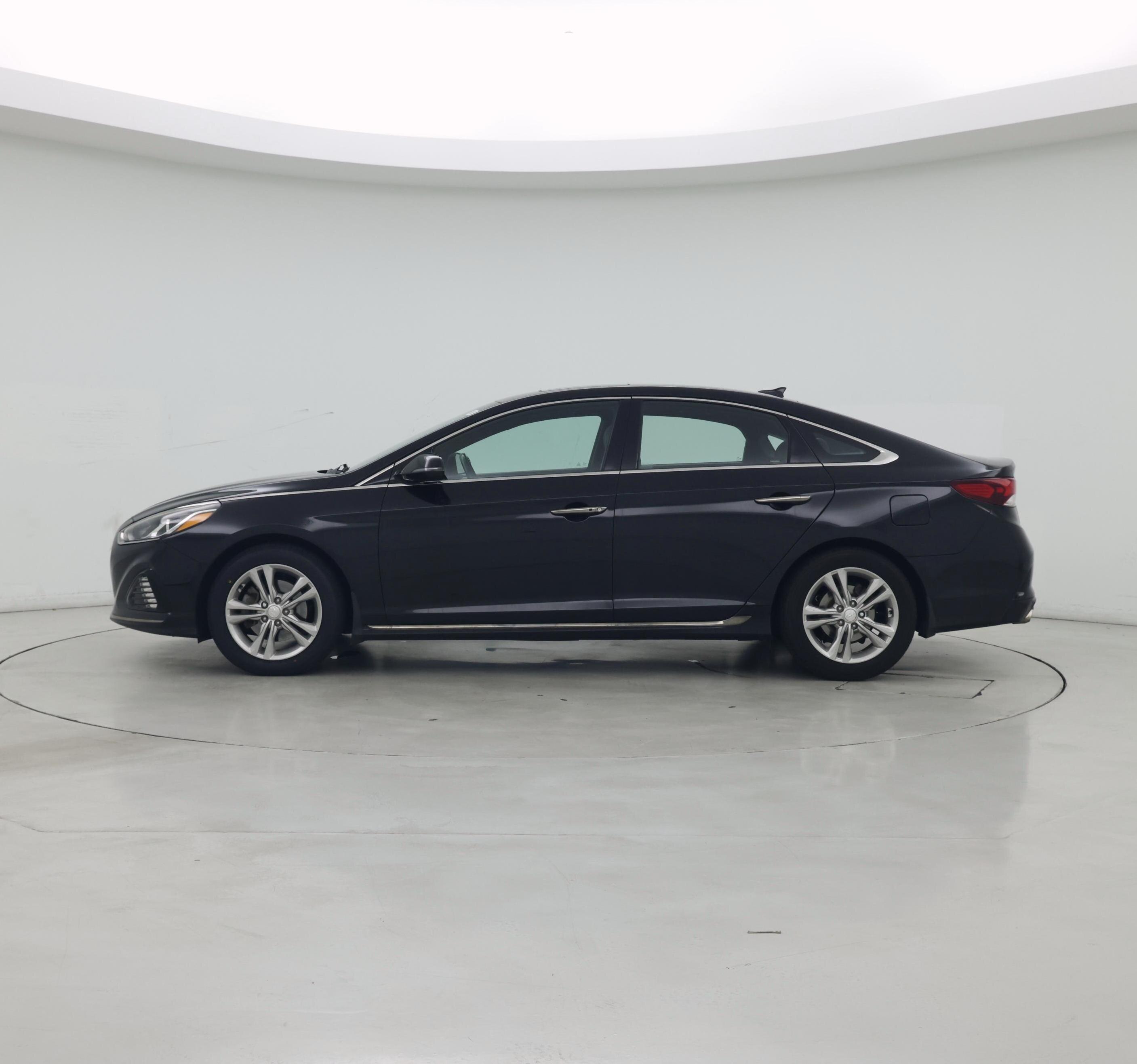Thumbnail: 2019 Hyundai Sonata - 3