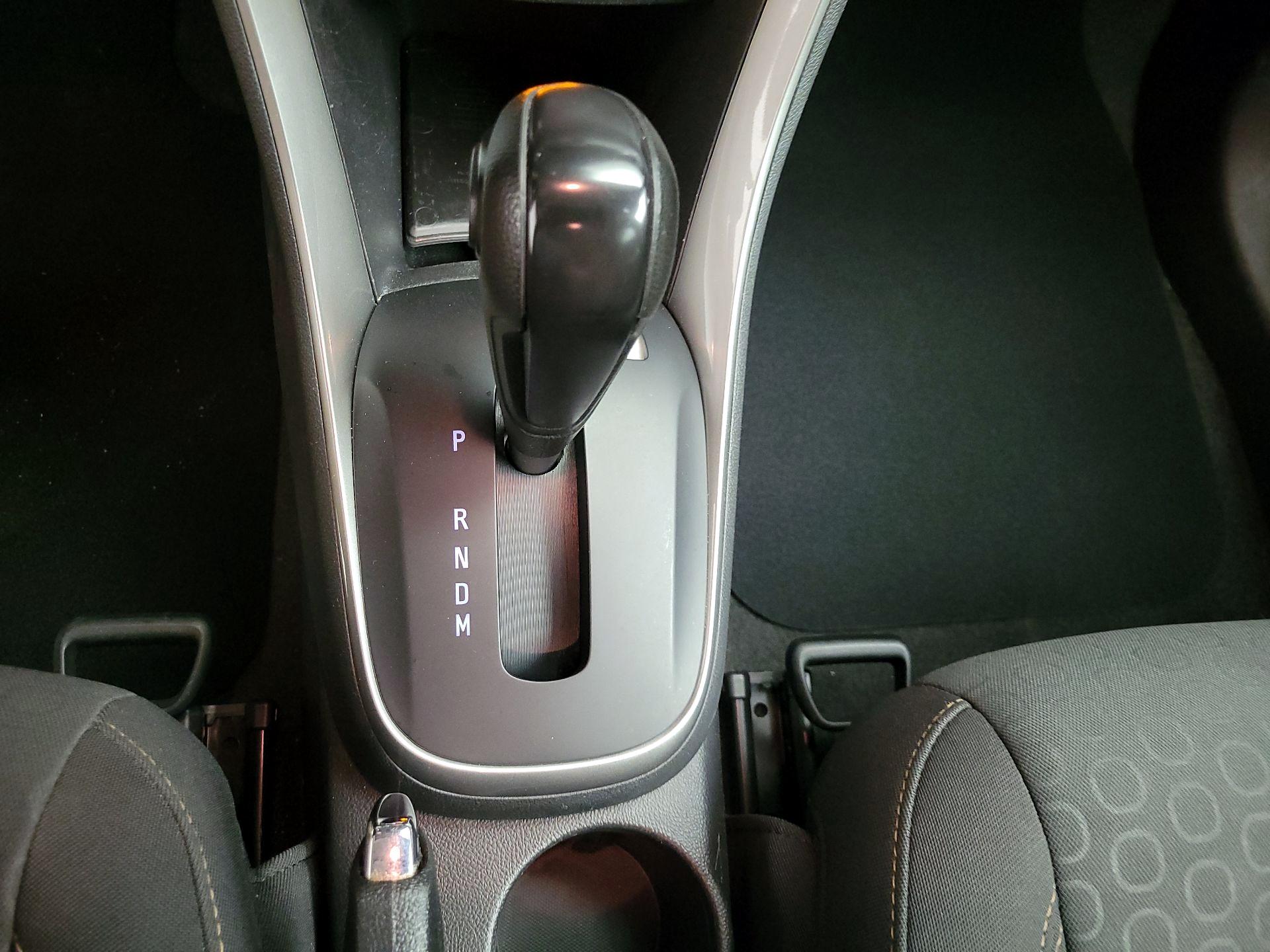 Thumbnail: 2021 Chevrolet Trax - 18