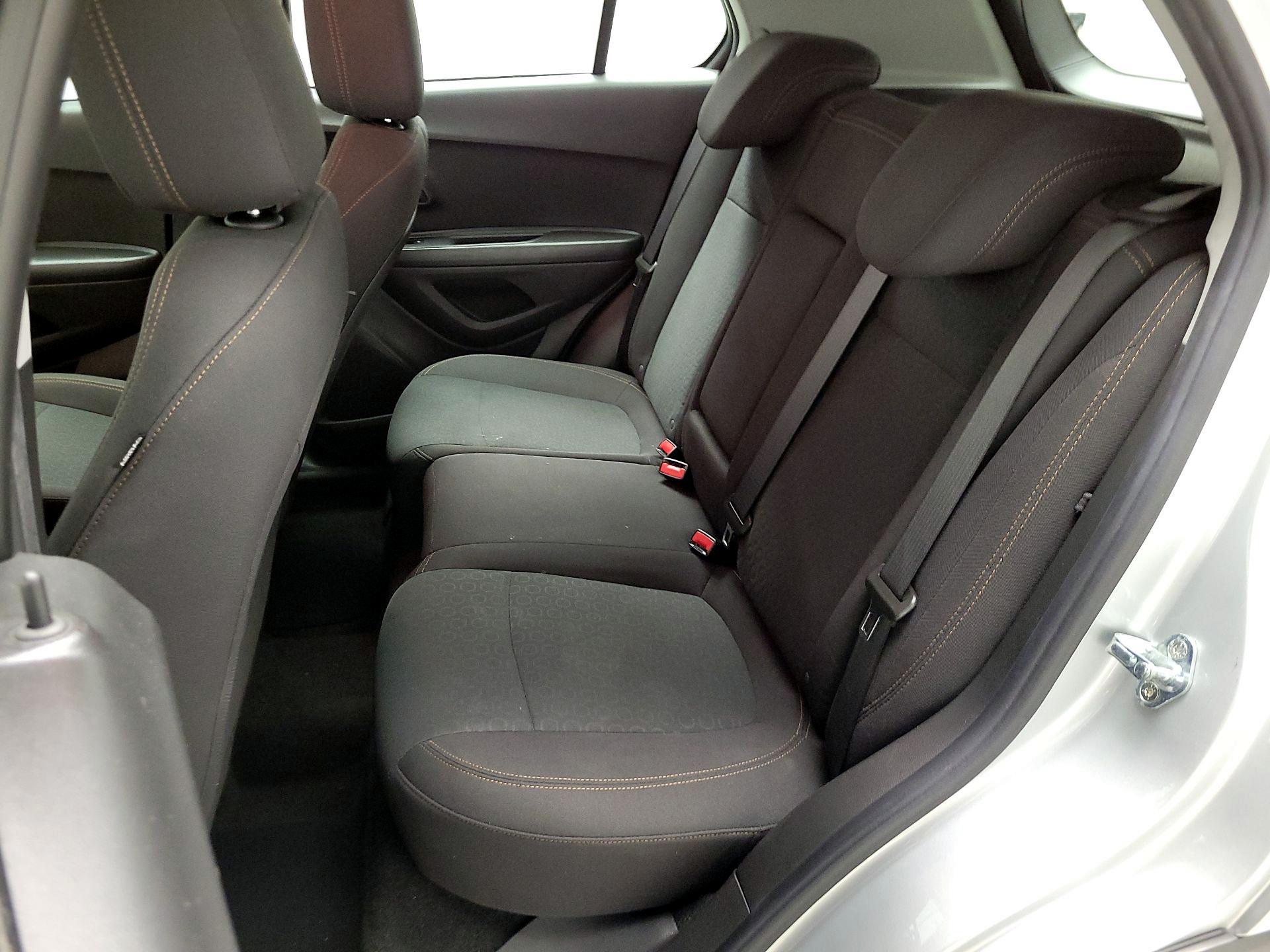 Thumbnail: 2021 Chevrolet Trax - 20