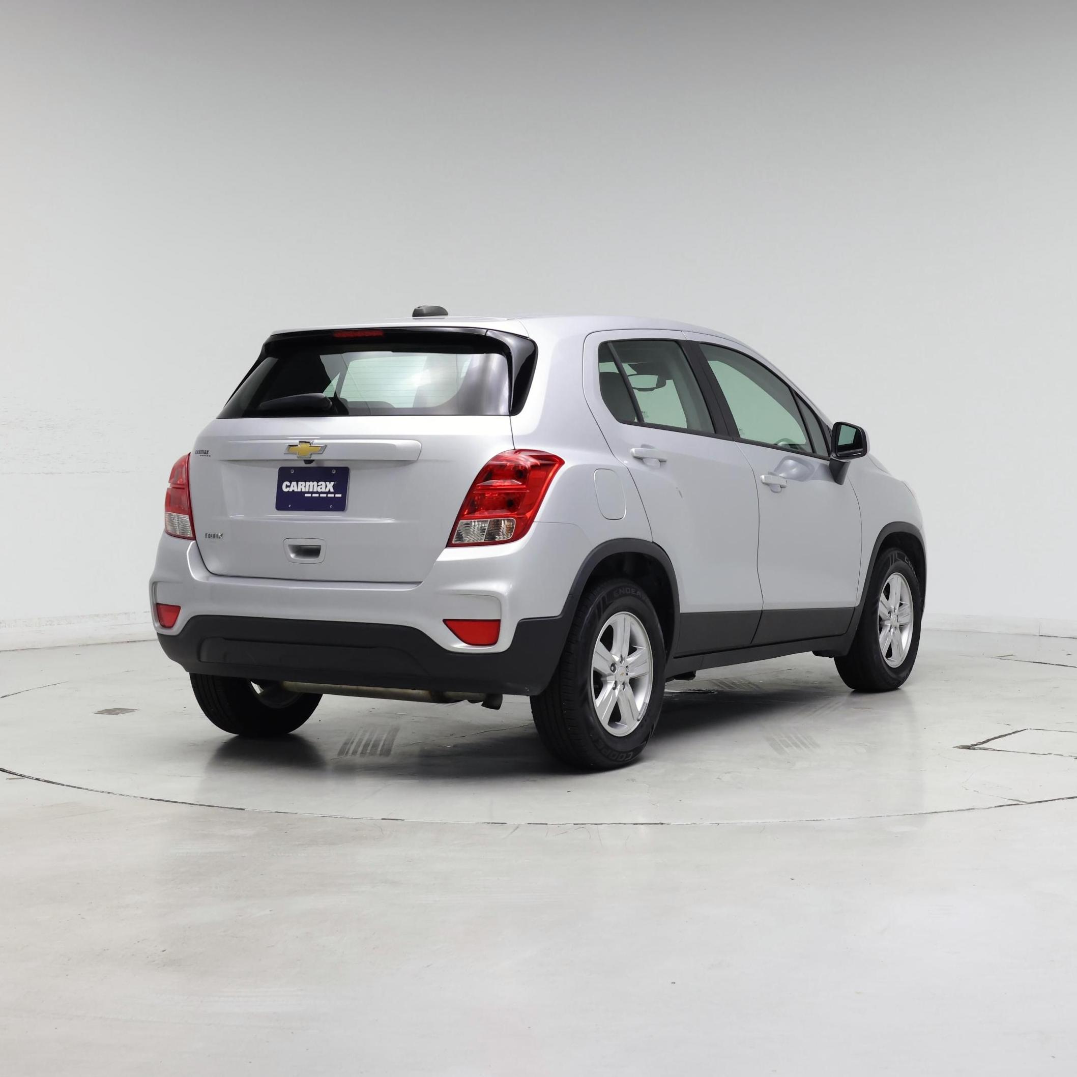 Thumbnail: 2021 Chevrolet Trax - 8