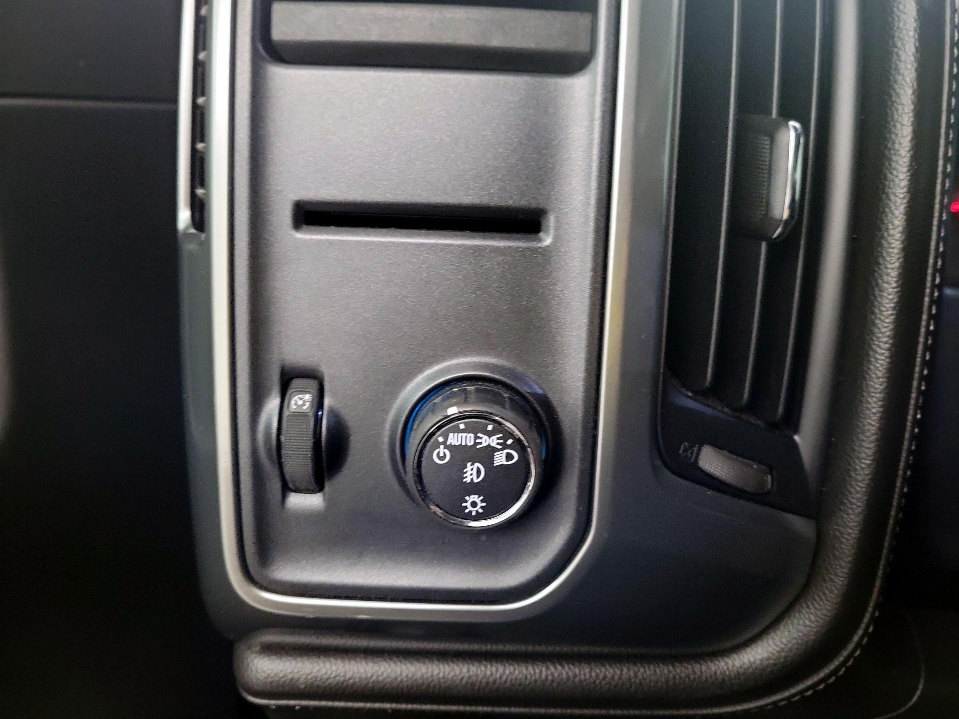 Thumbnail: 2014 Chevrolet Silverado 1500 - 13