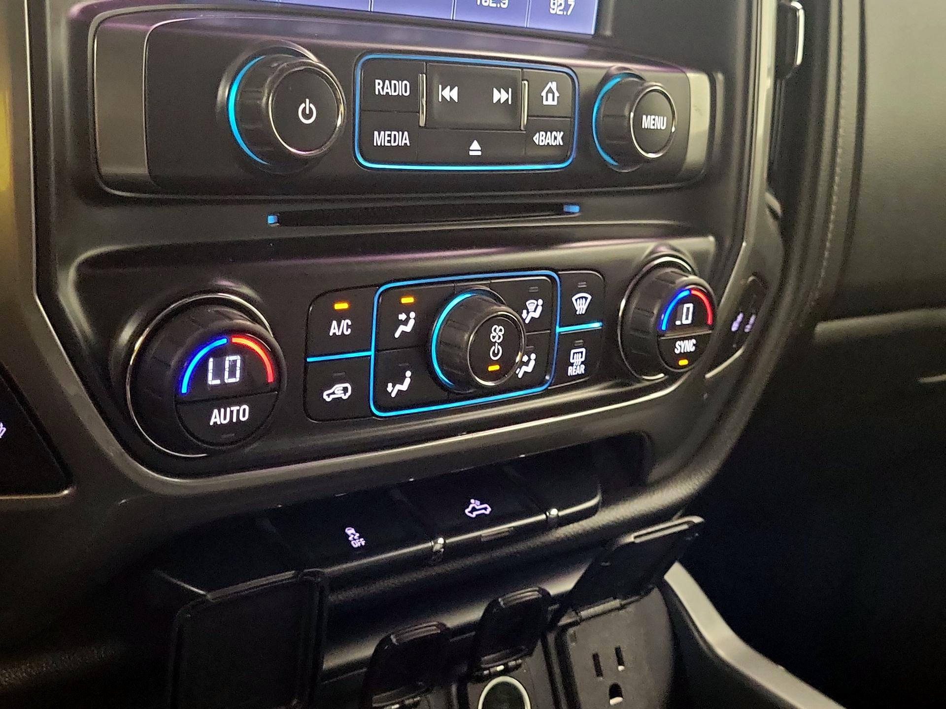 Thumbnail: 2014 Chevrolet Silverado 1500 - 16