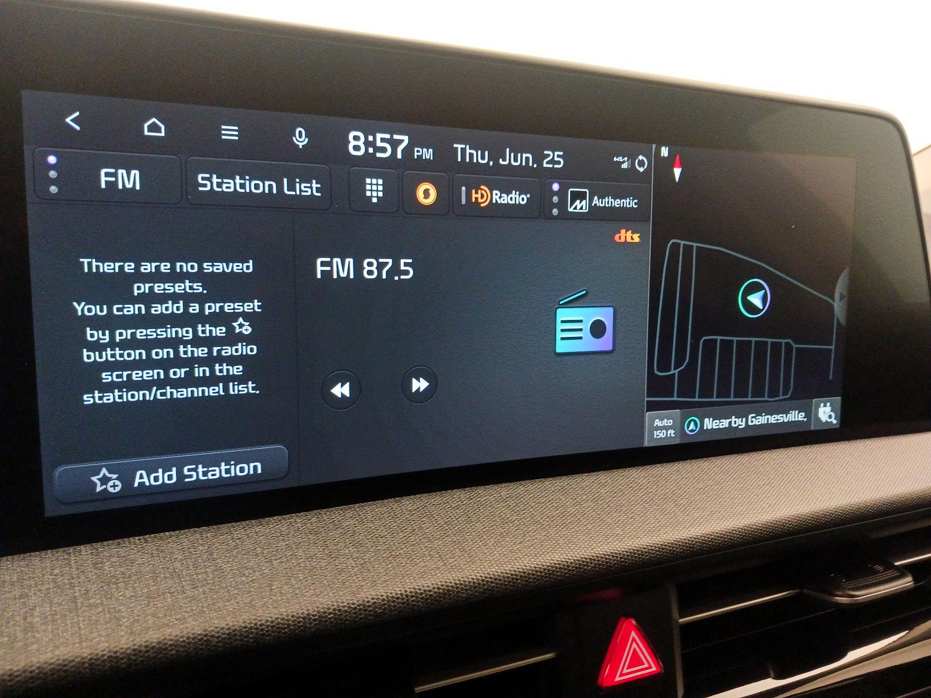 Thumbnail: 2022 Kia EV6 - 16