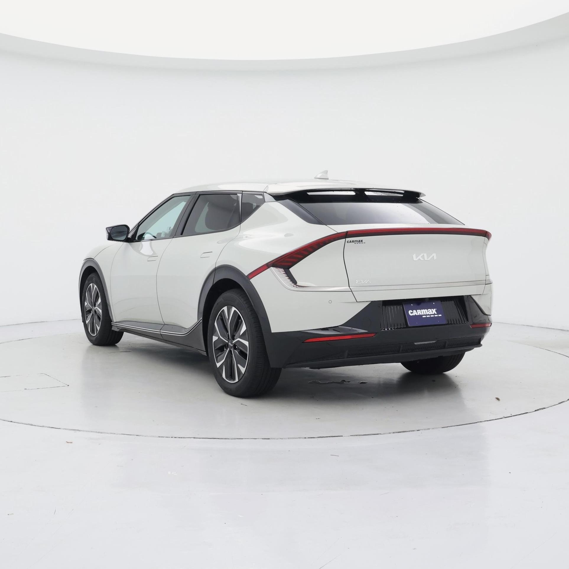 Thumbnail: 2022 Kia EV6 - 2