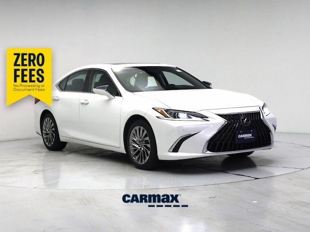 White 2024 Lexus ES Sedan Front-Wheel Drive Automatic
