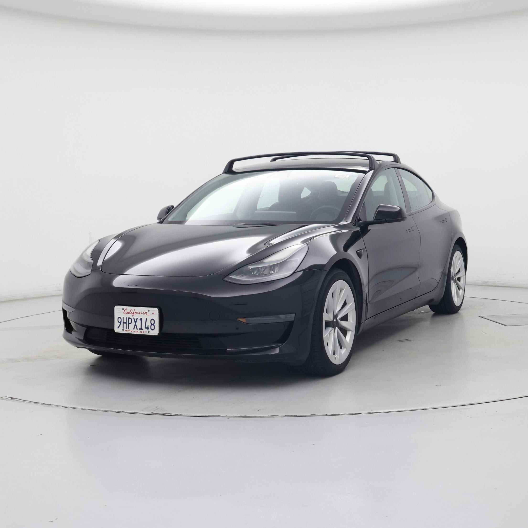 Thumbnail: 2021 Tesla Model 3 - 4