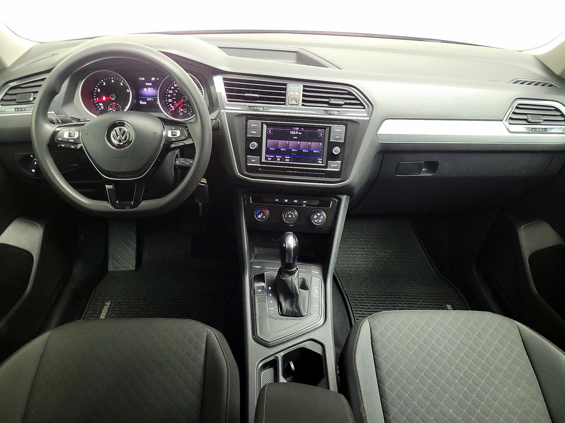 Thumbnail: 2018 Volkswagen Tiguan - 9