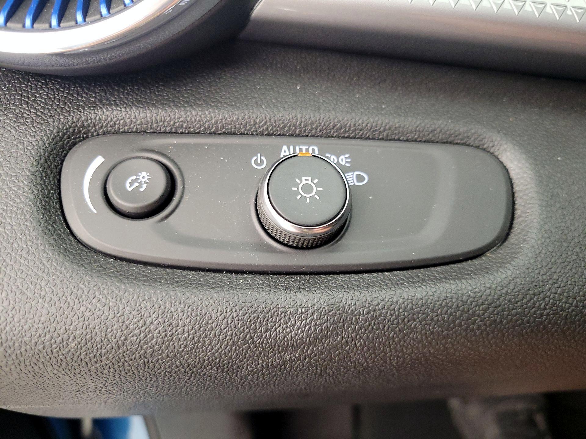 Thumbnail: 2025 Chevrolet Trax - 13