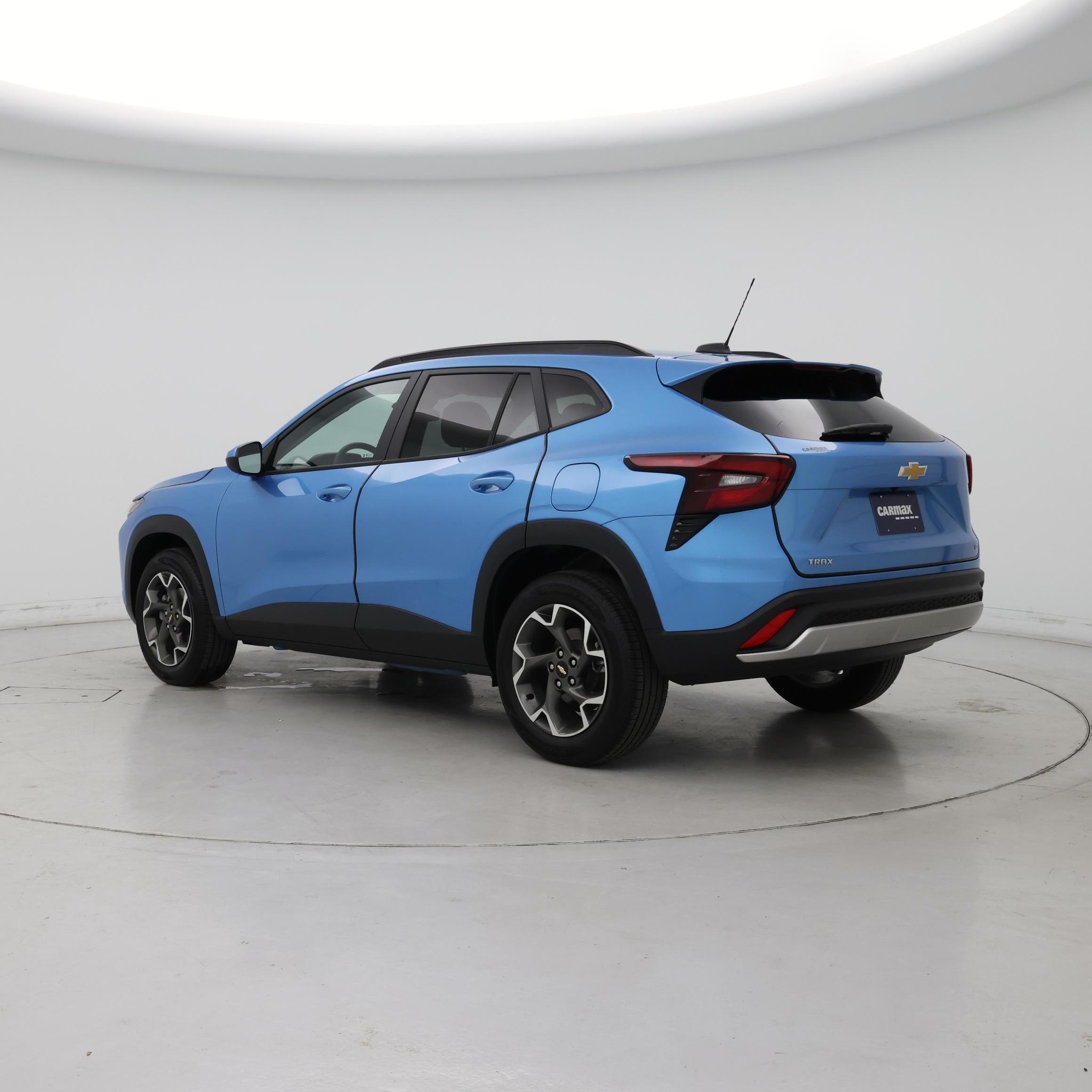 Thumbnail: 2025 Chevrolet Trax - 2