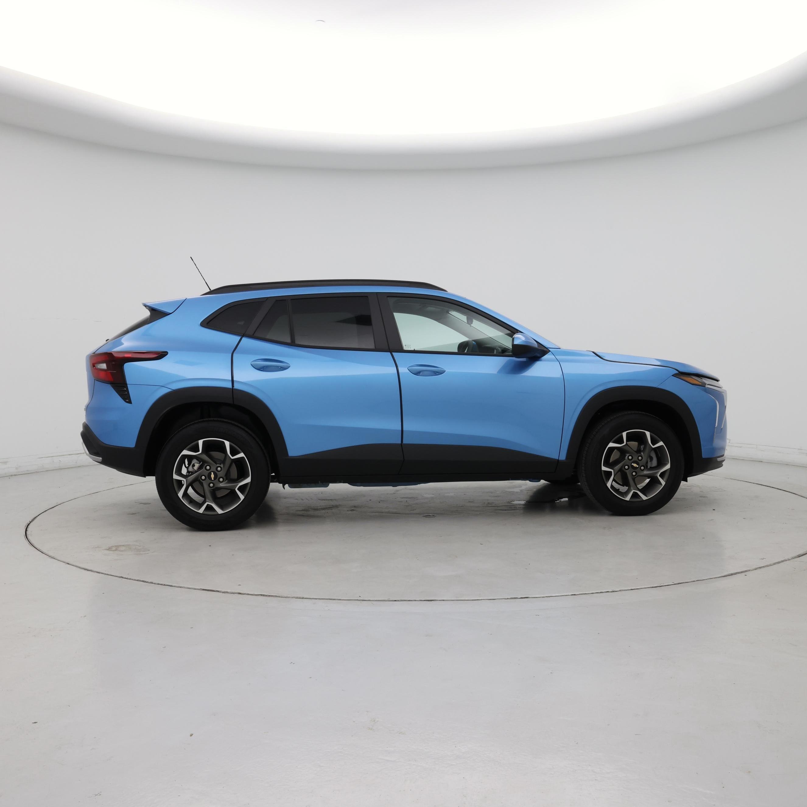 Thumbnail: 2025 Chevrolet Trax - 7
