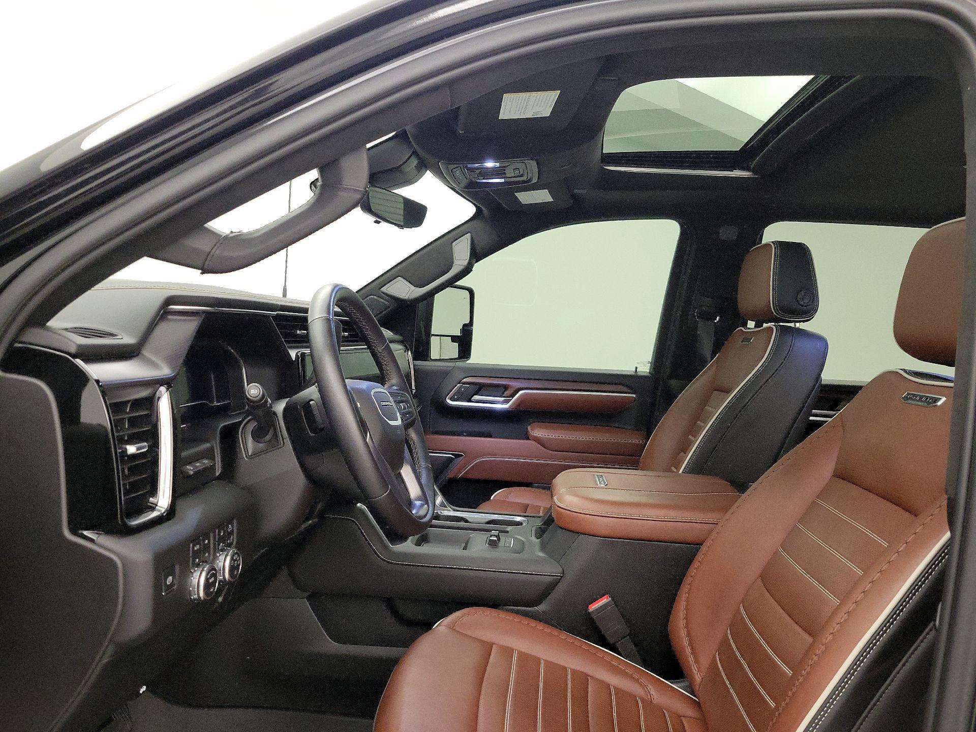 Thumbnail: 2025 GMC Sierra 2500 - 19