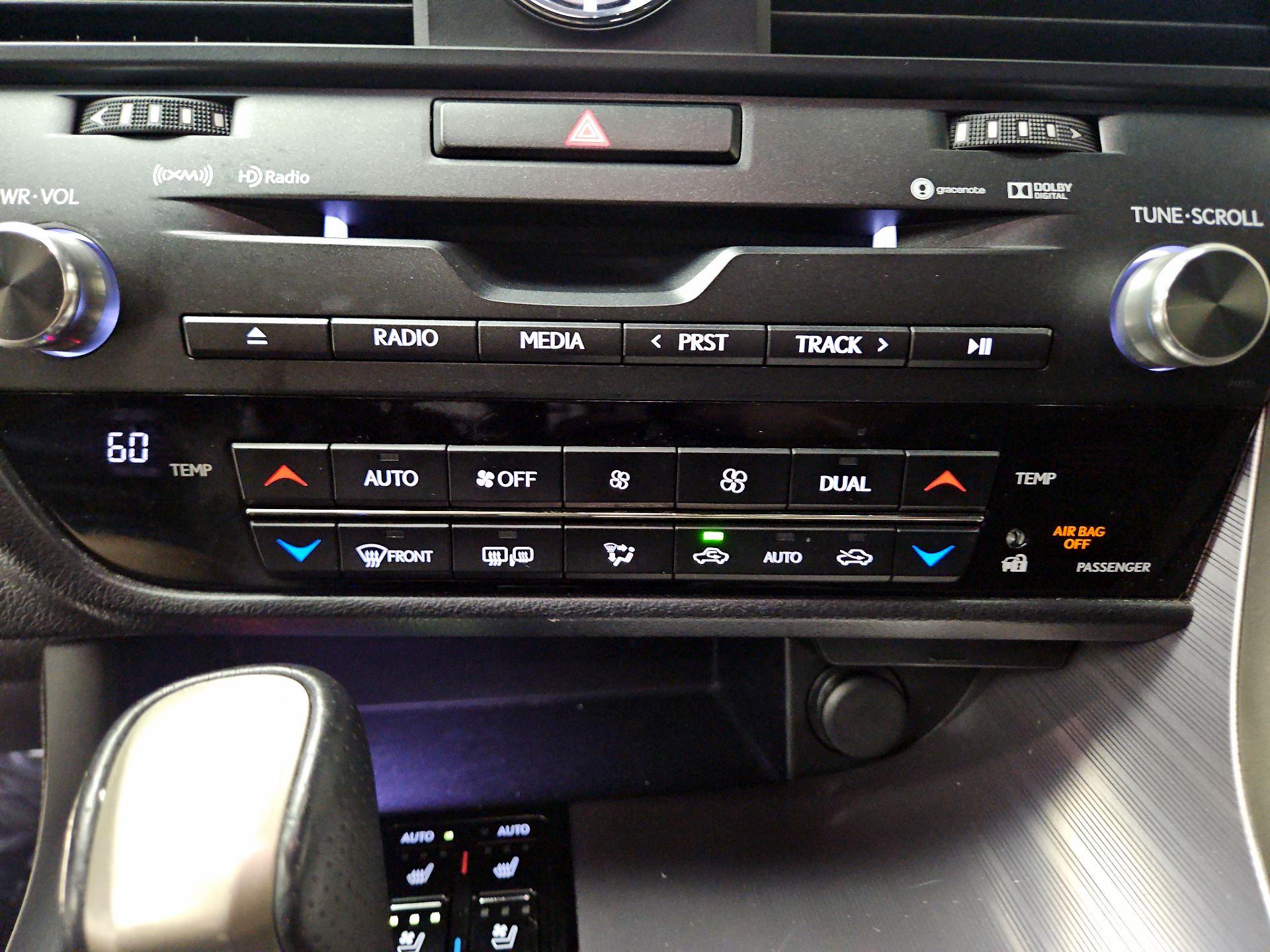 Thumbnail: 2019 Lexus RX - 17