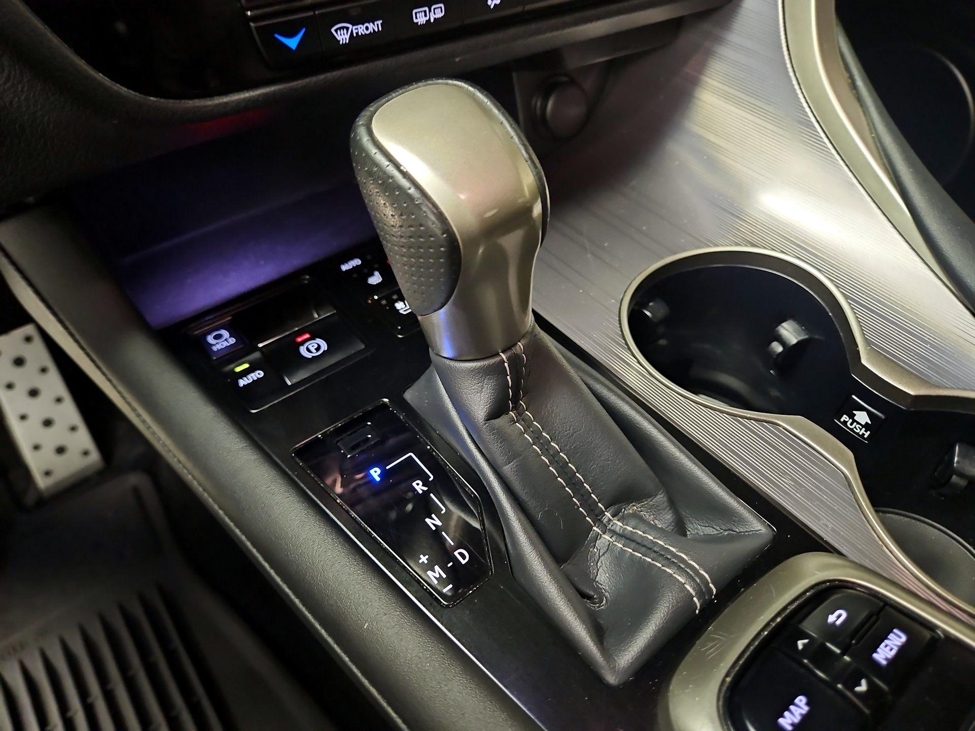 Thumbnail: 2019 Lexus RX - 18