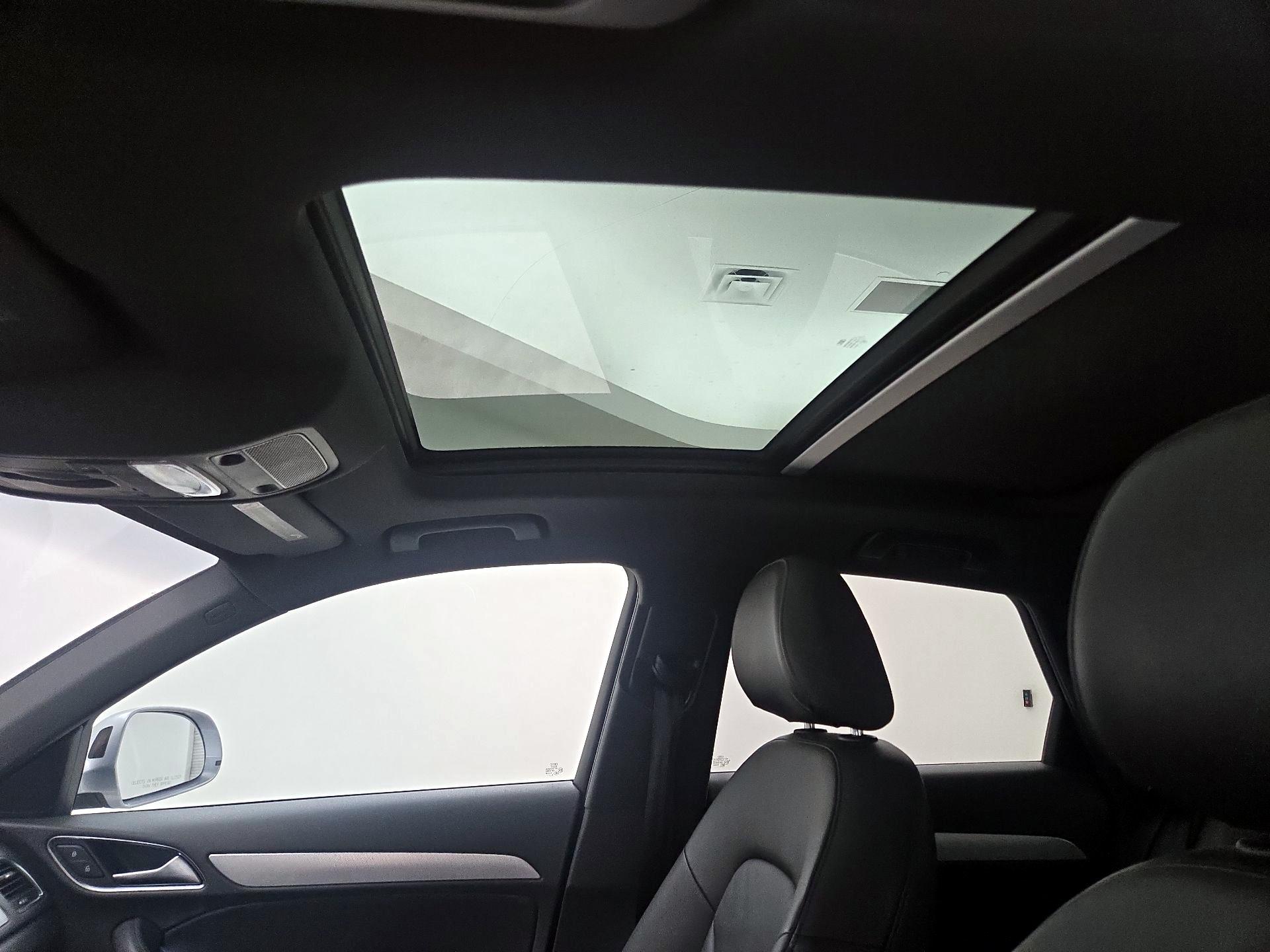 Thumbnail: 2015 Audi Q3 - 20