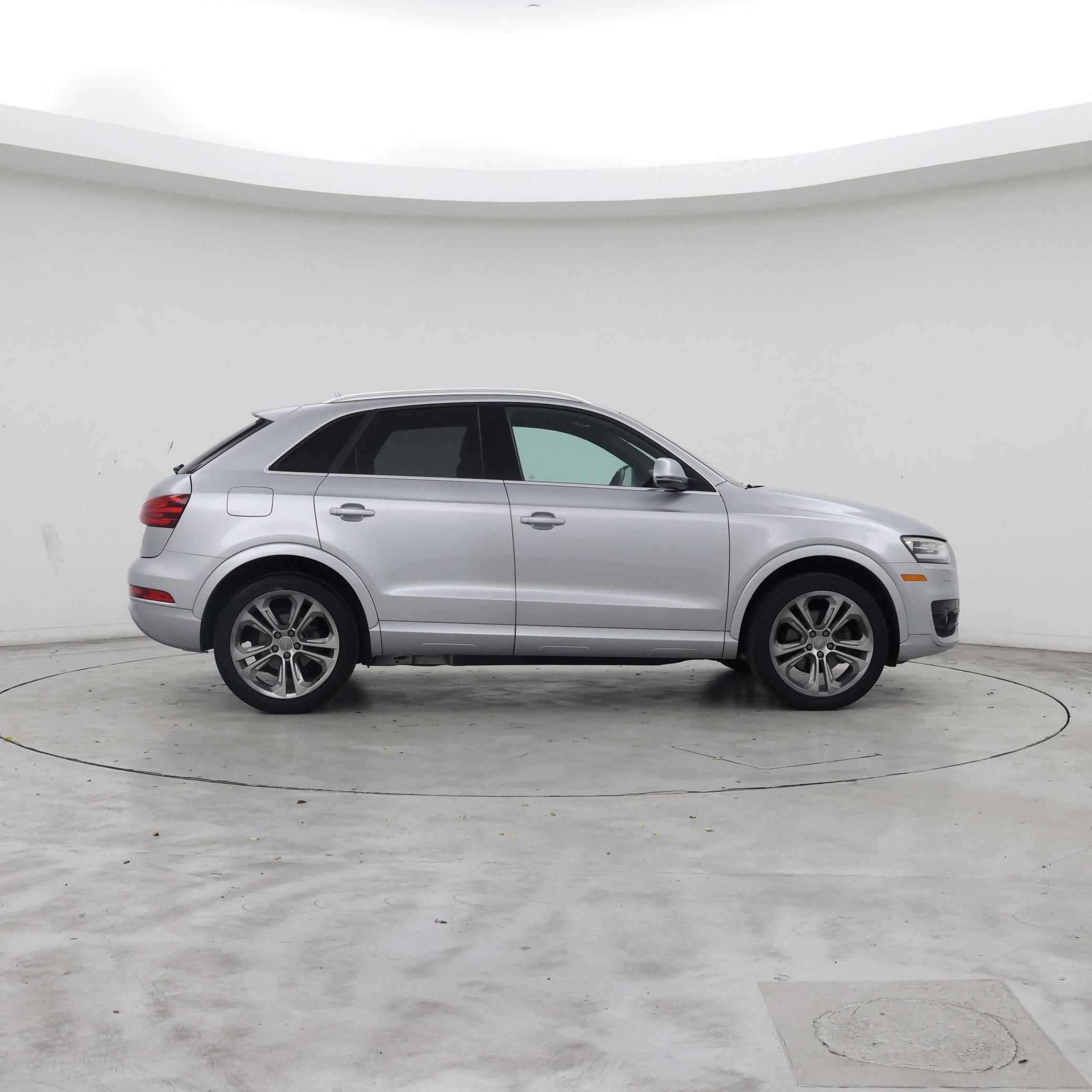 Thumbnail: 2015 Audi Q3 - 7