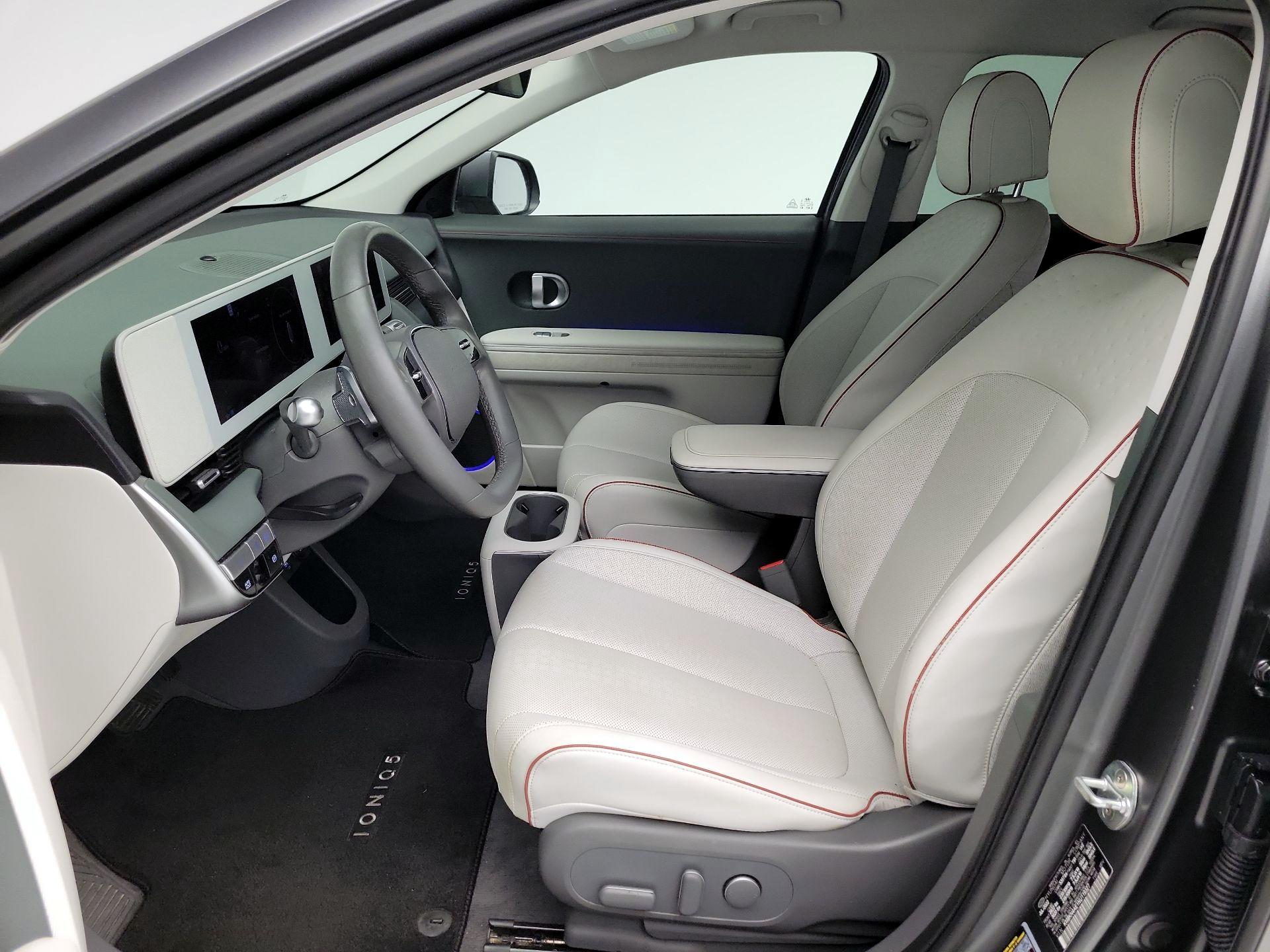 Thumbnail: 2022 Hyundai Ioniq 5 - 11