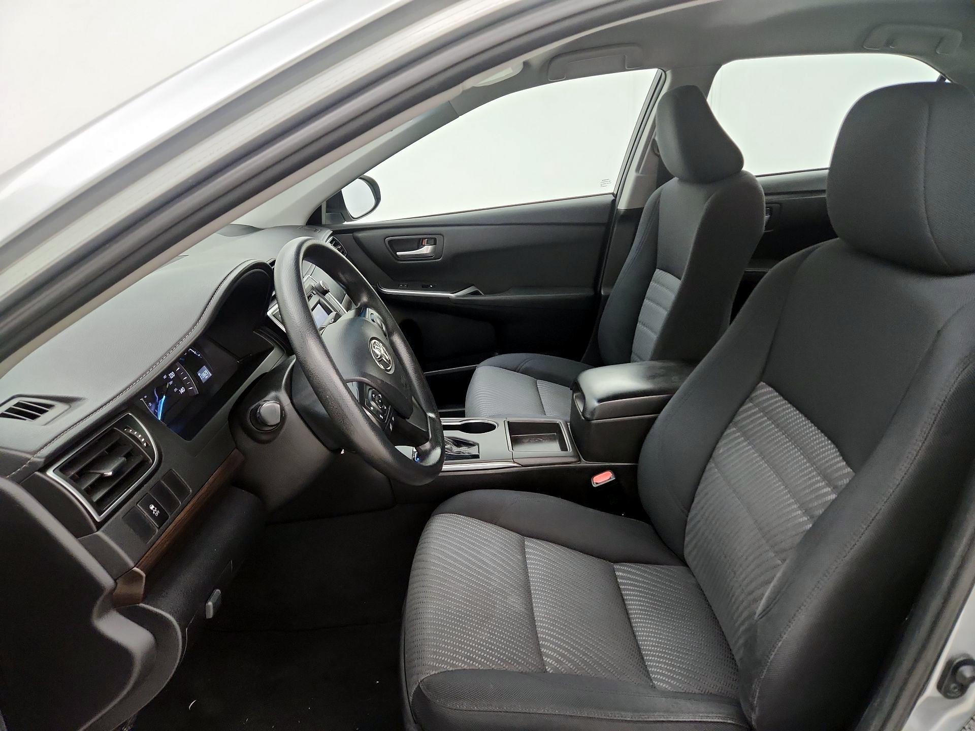 Thumbnail: 2015 Toyota Camry - 11