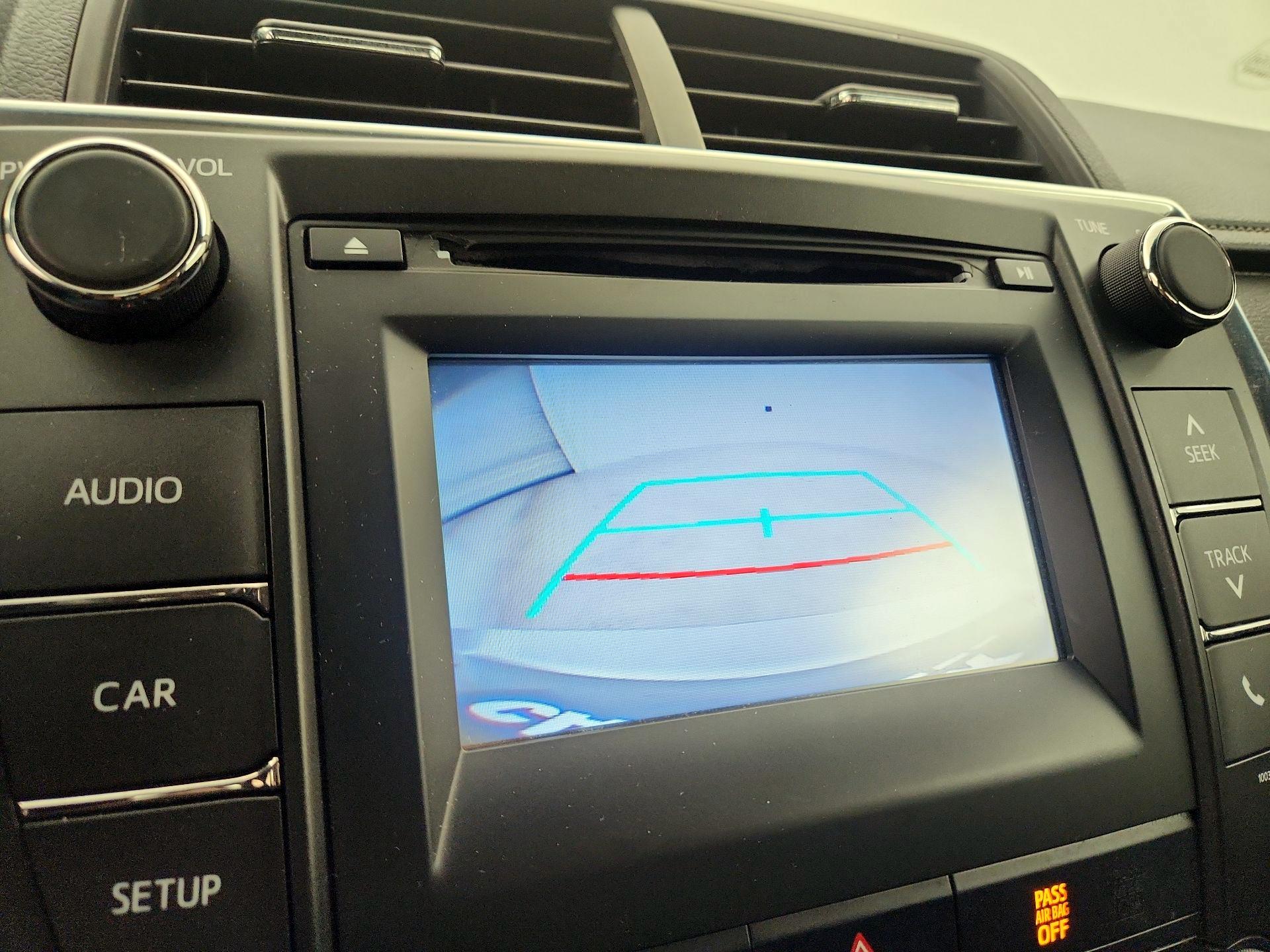 Thumbnail: 2015 Toyota Camry - 14