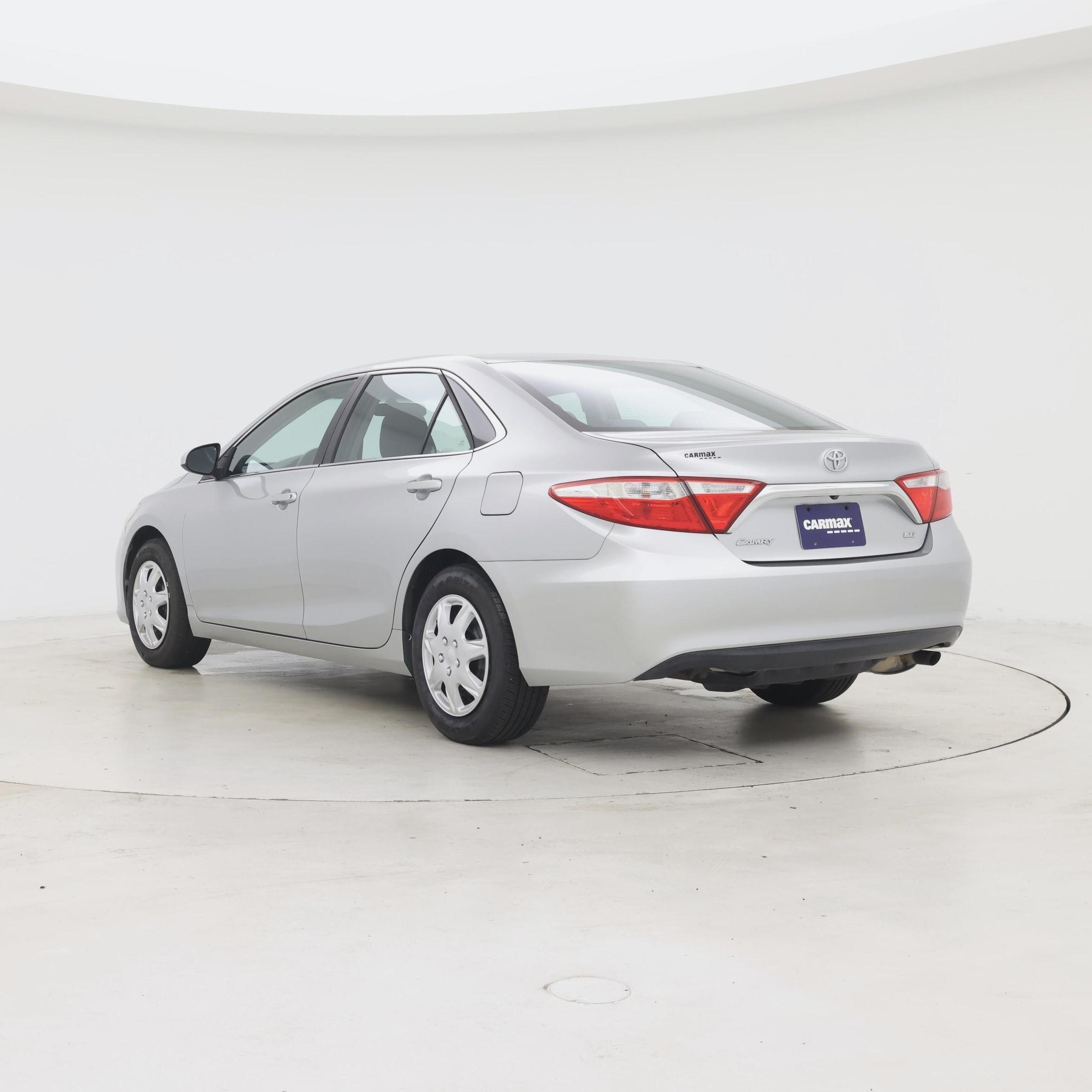 Thumbnail: 2015 Toyota Camry - 2