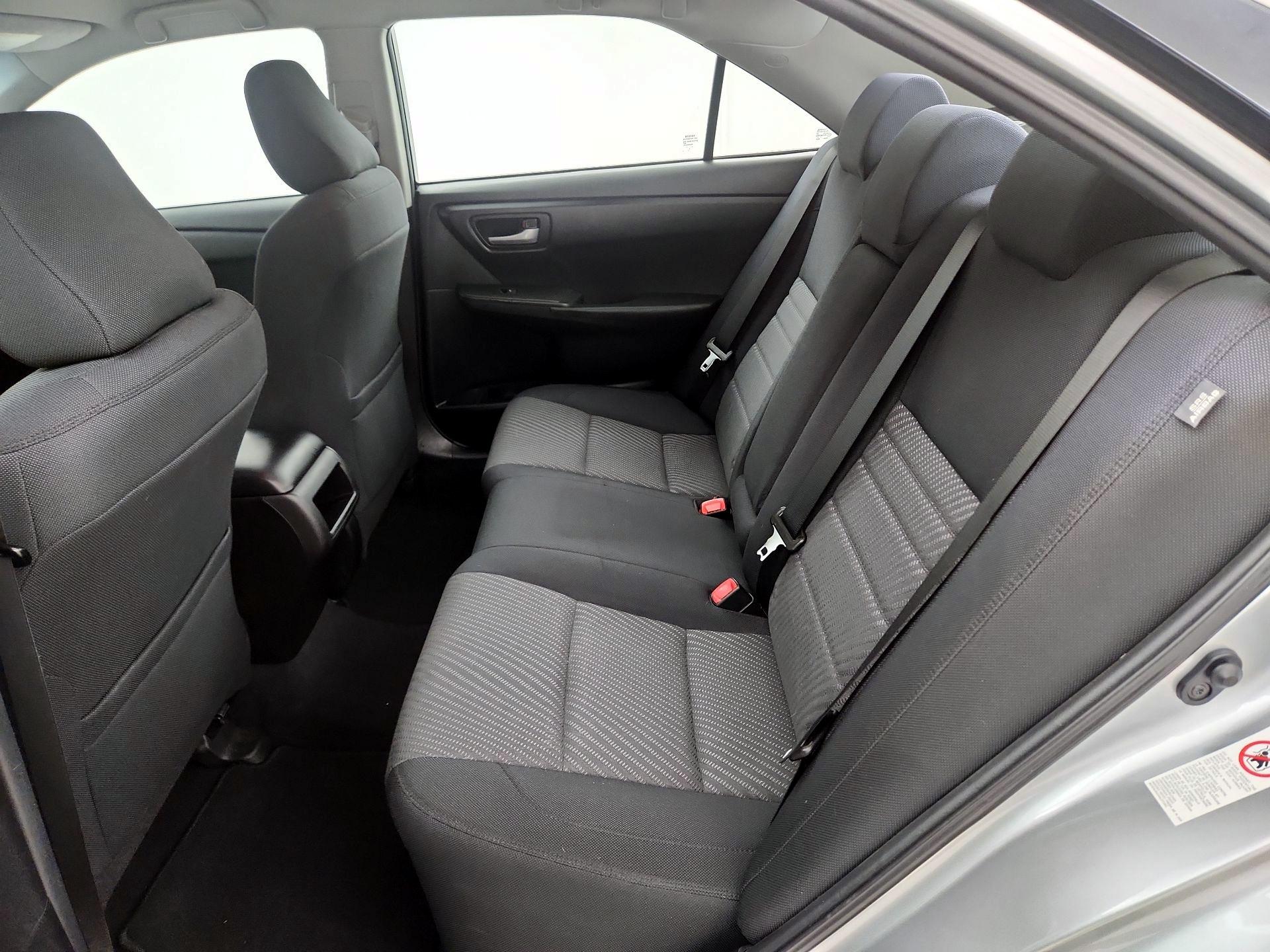 Thumbnail: 2015 Toyota Camry - 19
