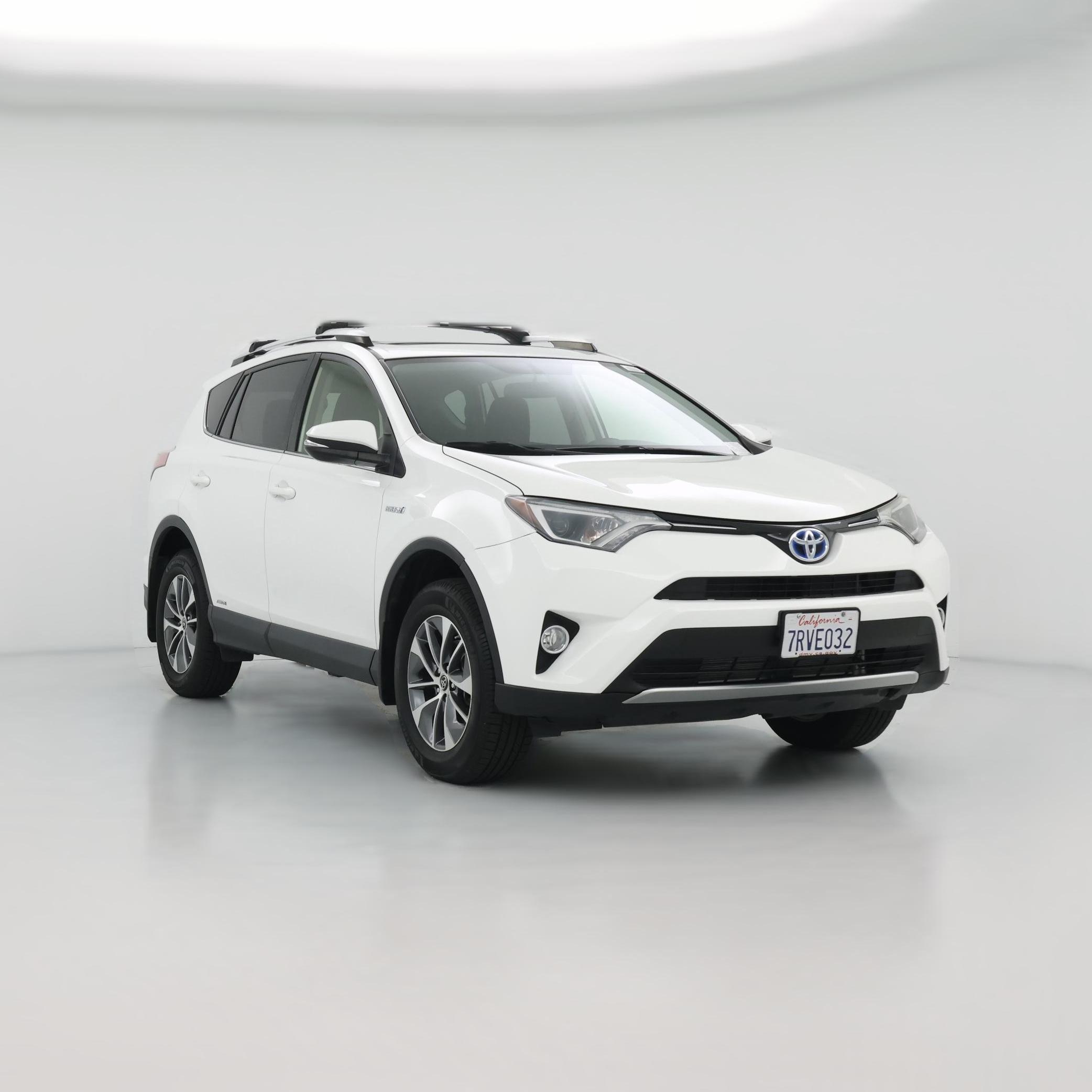 Thumbnail: 2016 Toyota RAV4 - 1