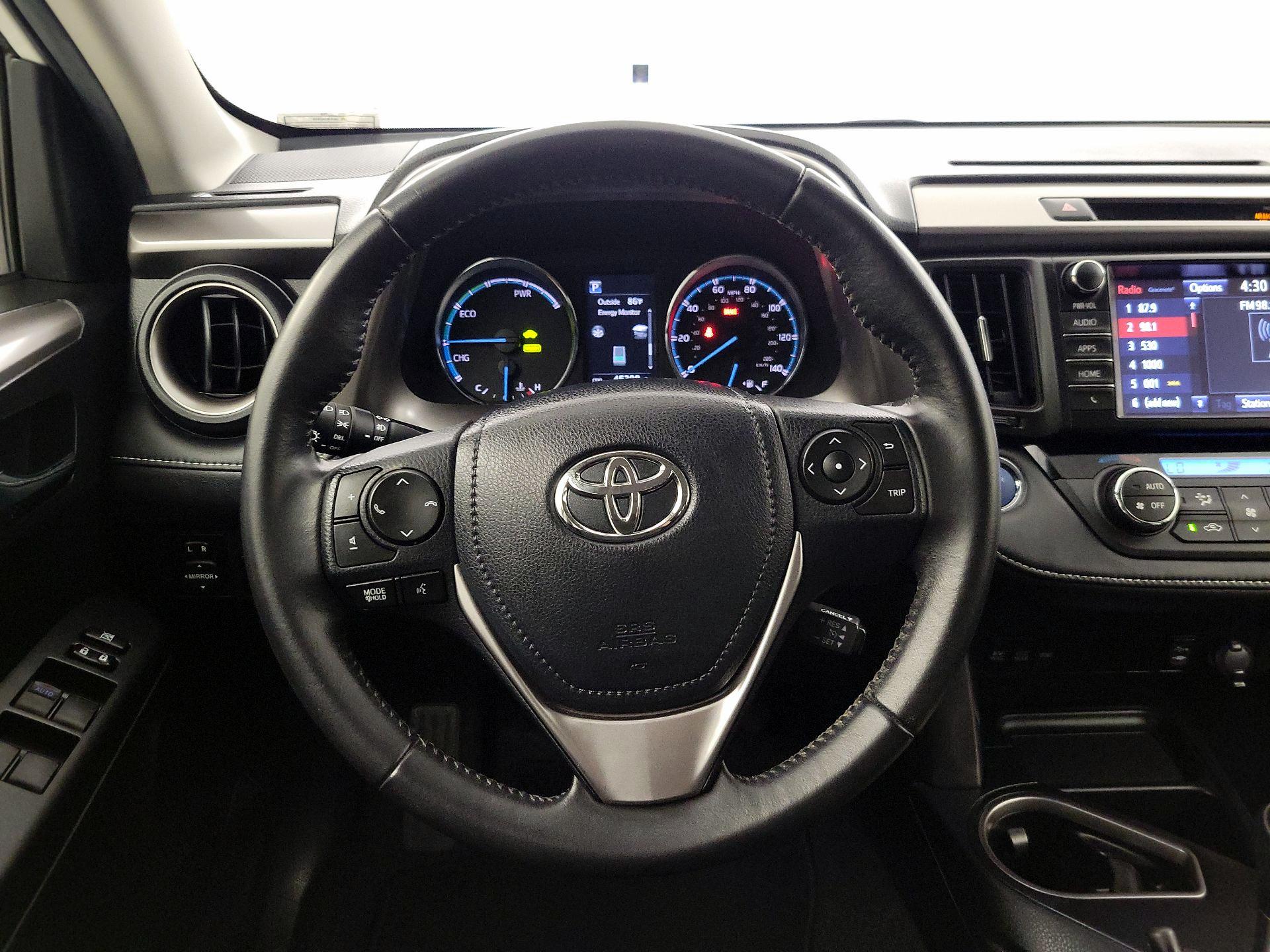 Thumbnail: 2016 Toyota RAV4 - 10