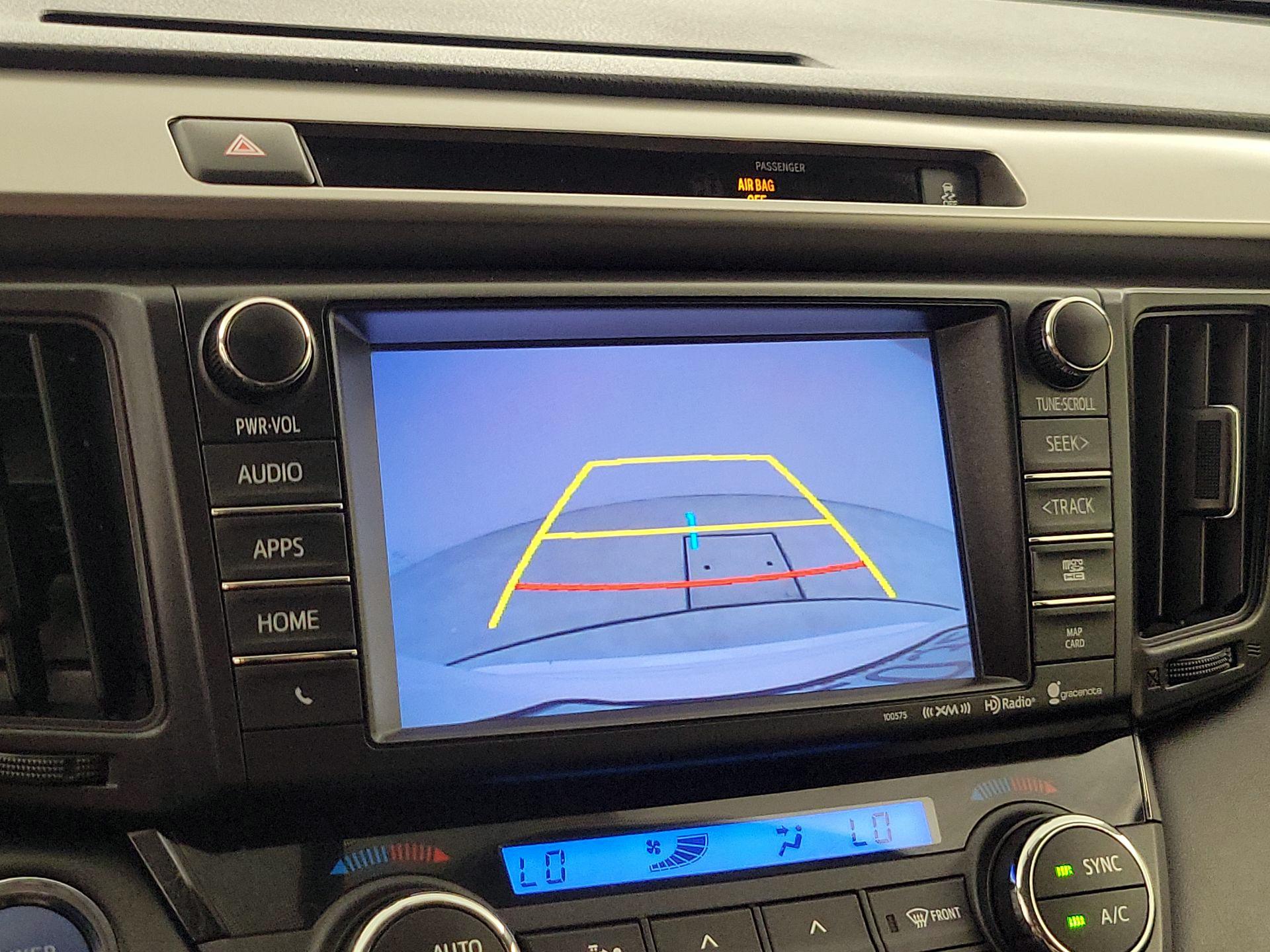 Thumbnail: 2016 Toyota RAV4 - 14