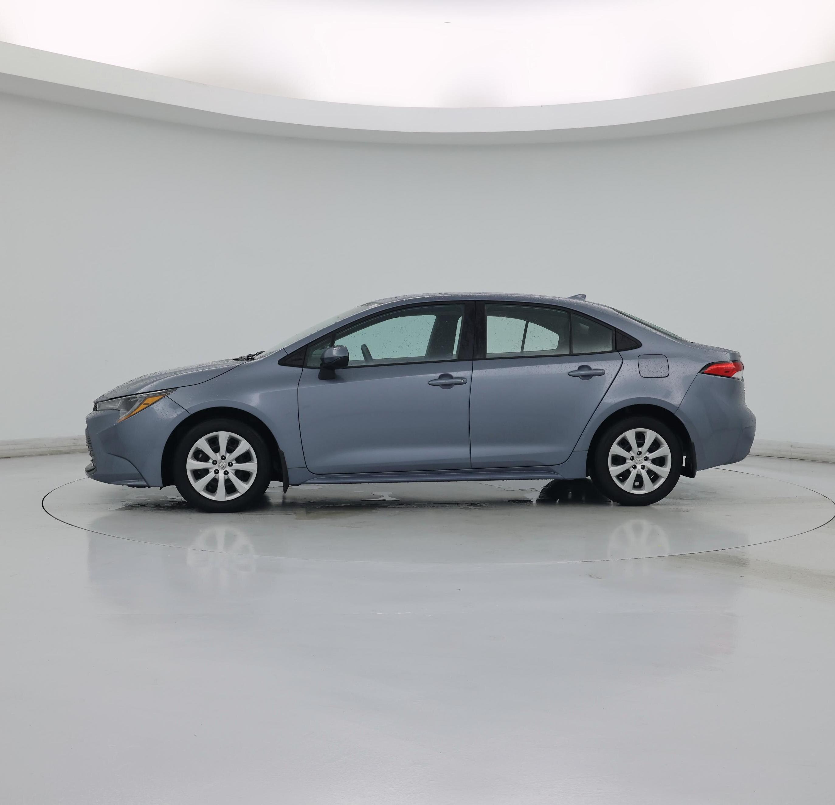 Thumbnail: 2023 Toyota Corolla - 3